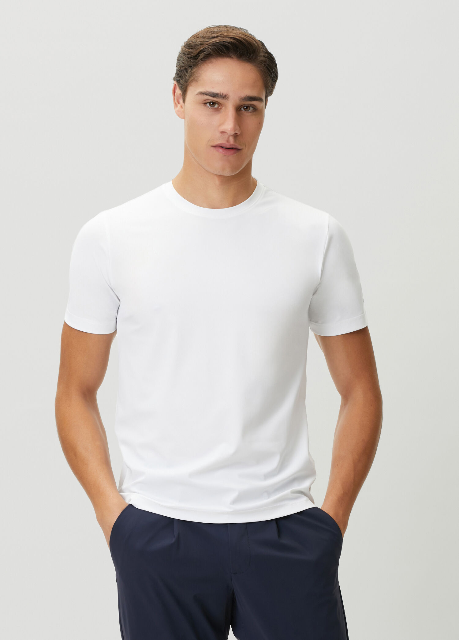 Nanzoi White T-Shirt