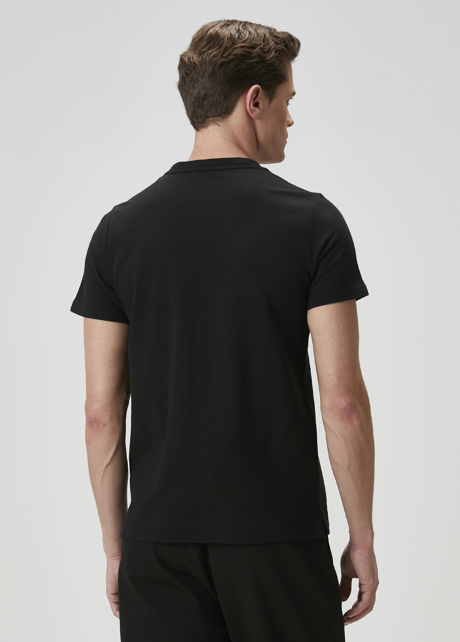 Relaxed Fit Siyah Basic T-shirt_4