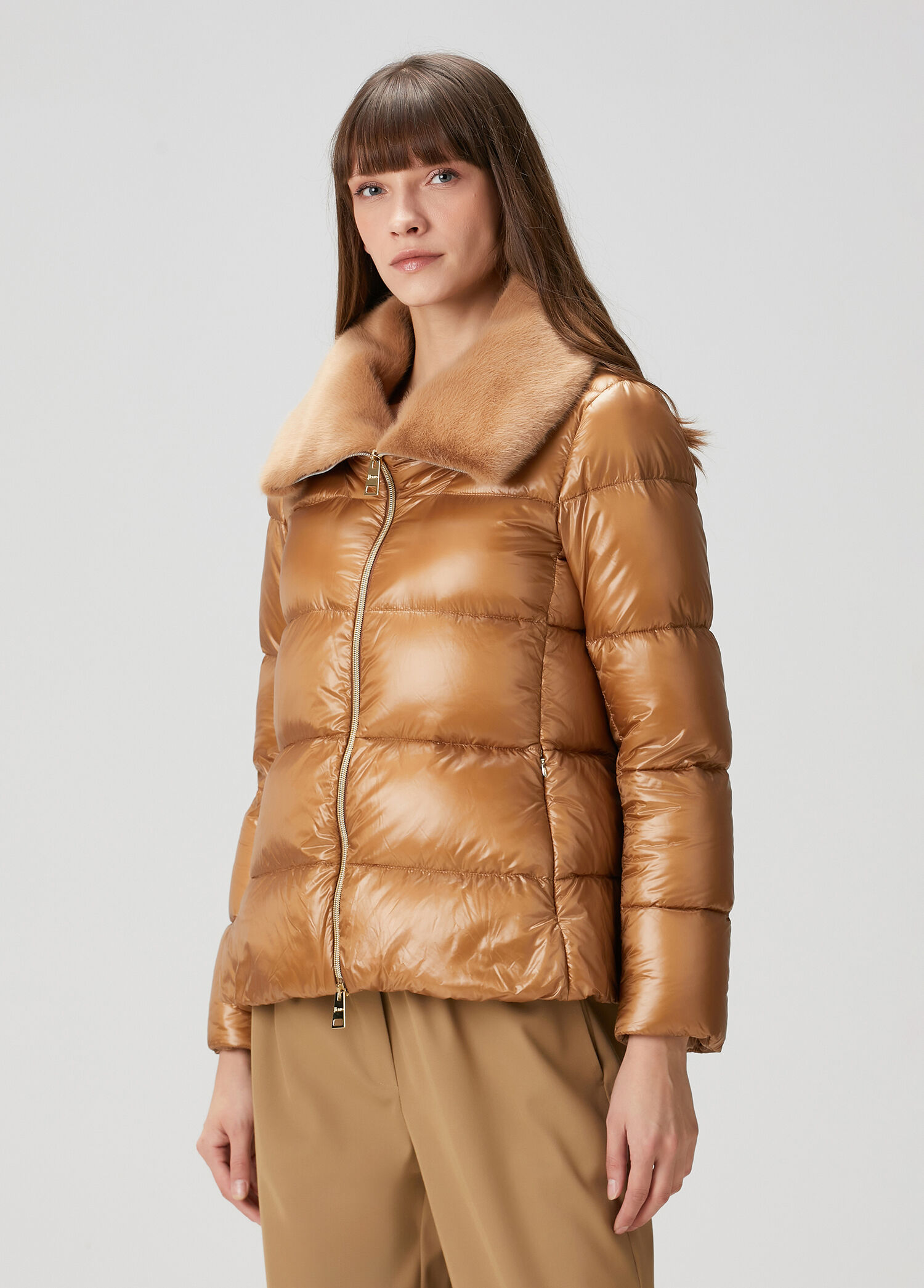 Camel Puffer Mont
