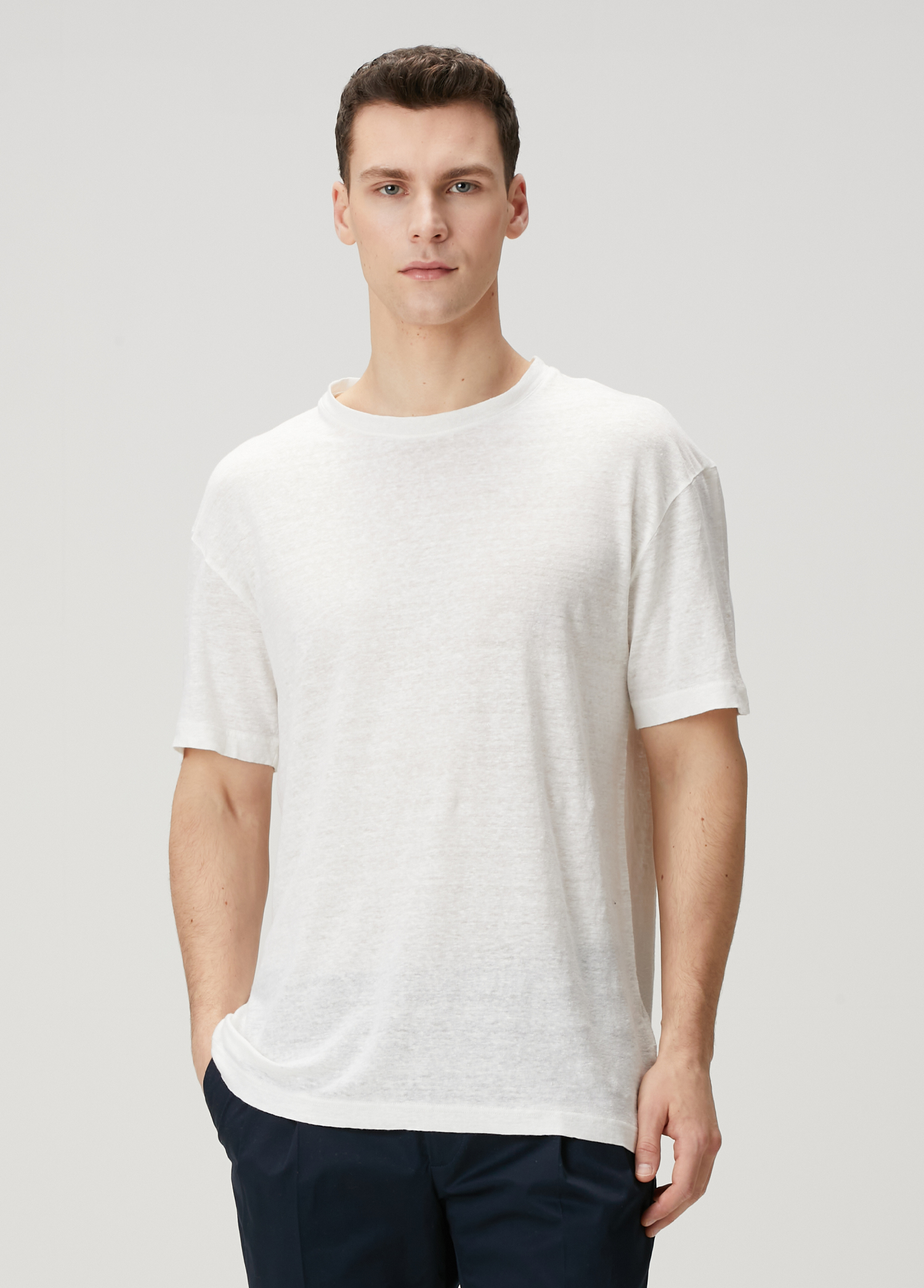 White Pal Zileri White Men White Linen T-Shirt 1698596 | Beymen