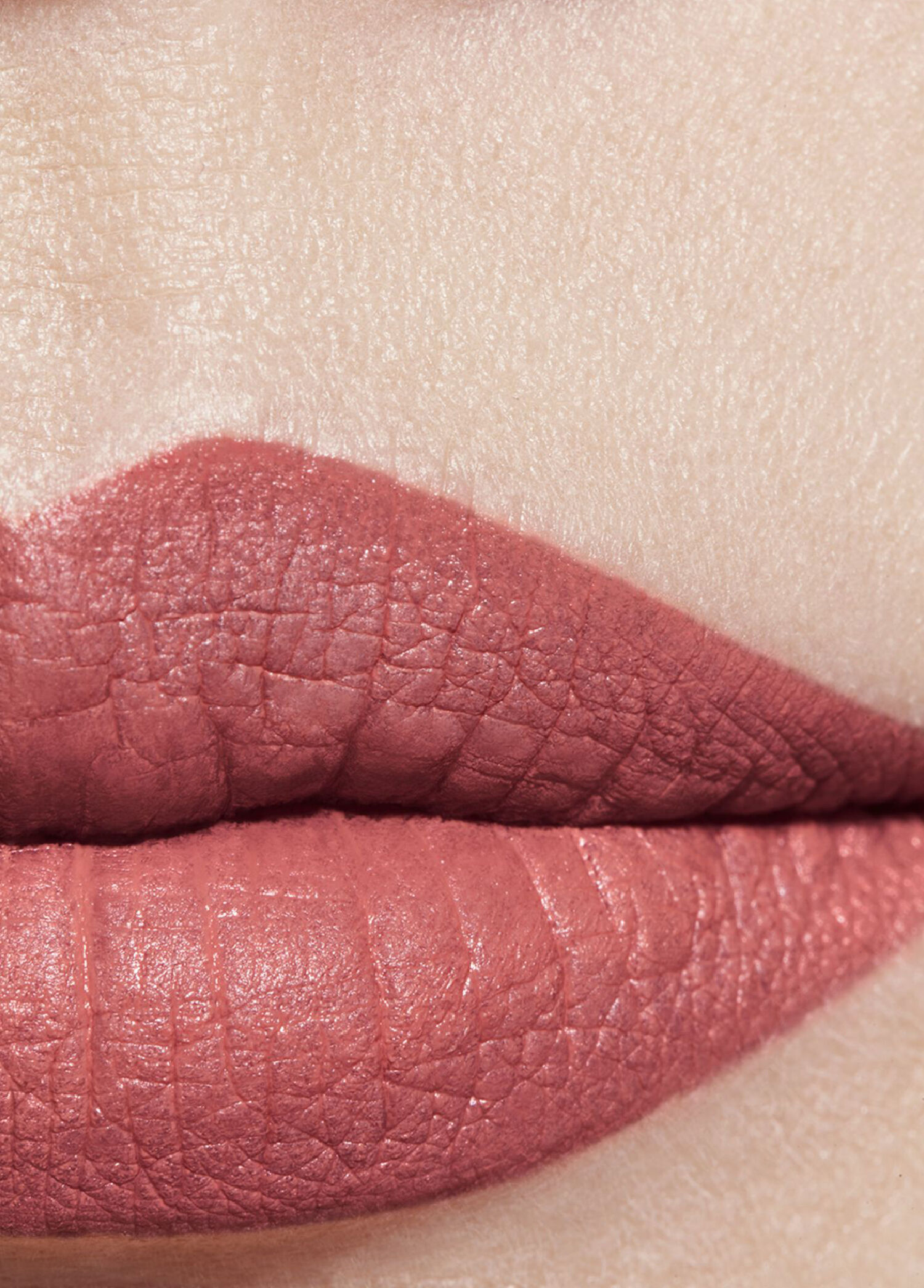 CHANEL - Rouge Allure Velvet Luminous Matte Lip Colour 548