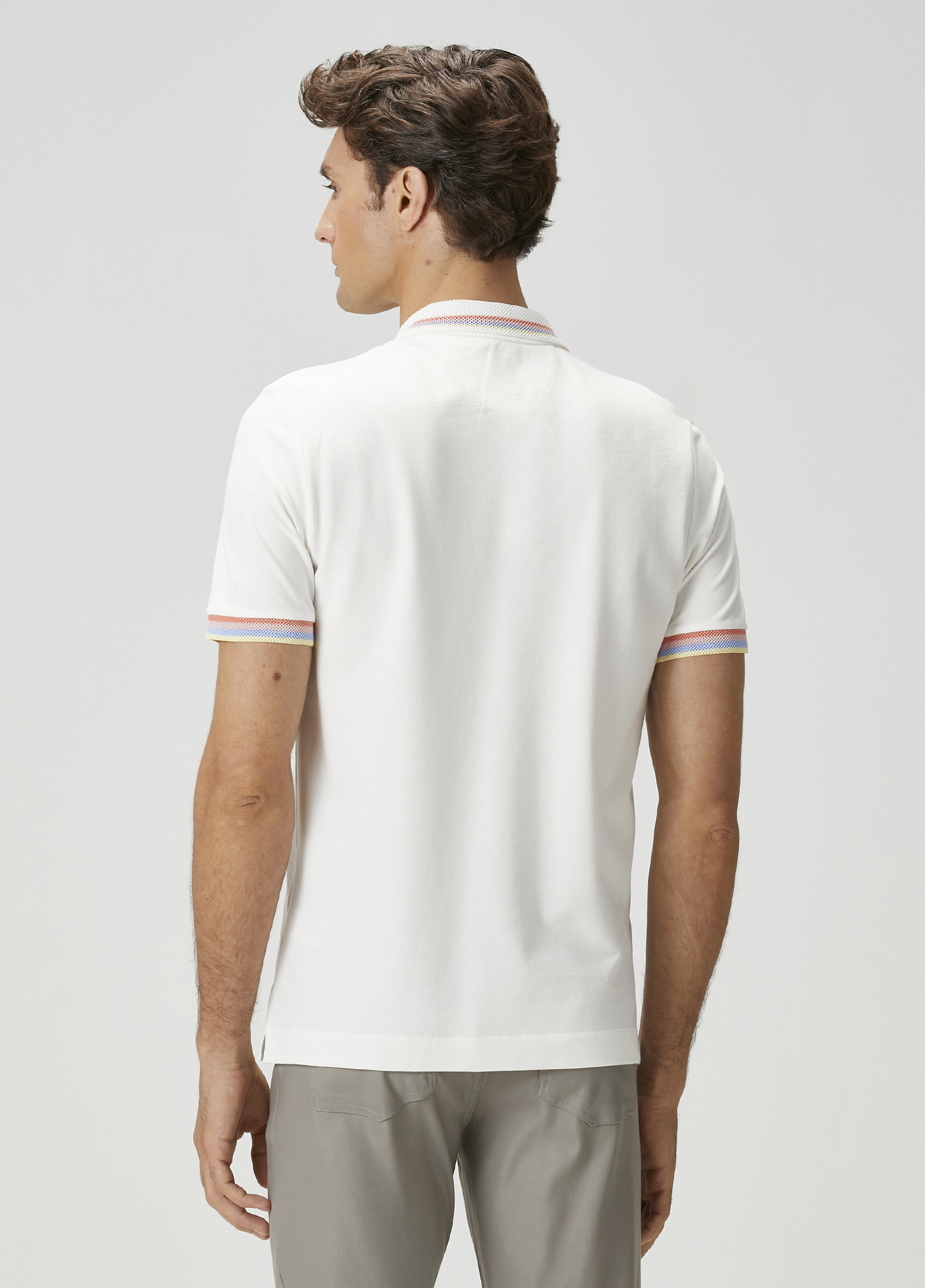 Kırık Beyaz Polo Yaka T-shirt_5