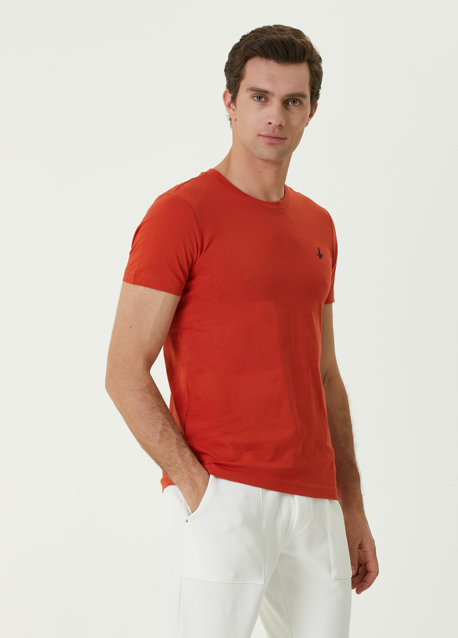 Kiremit Kuş Nakışlı Basic T-shirt_1