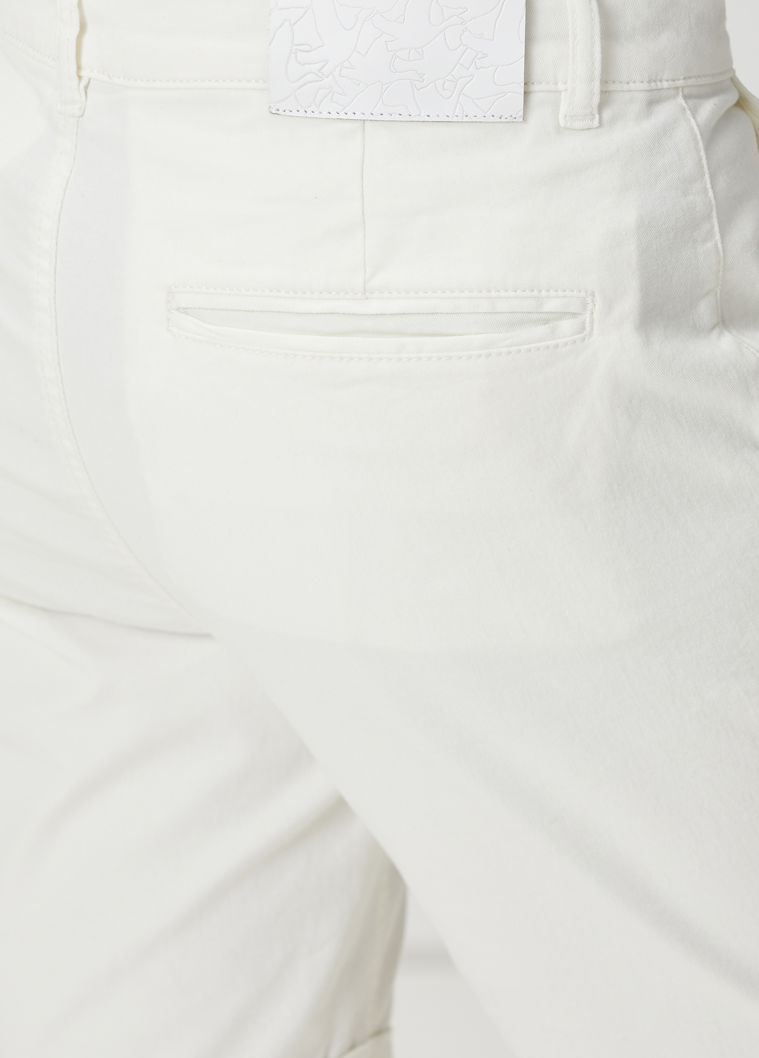 Kırık Beyaz Denim Şort_4