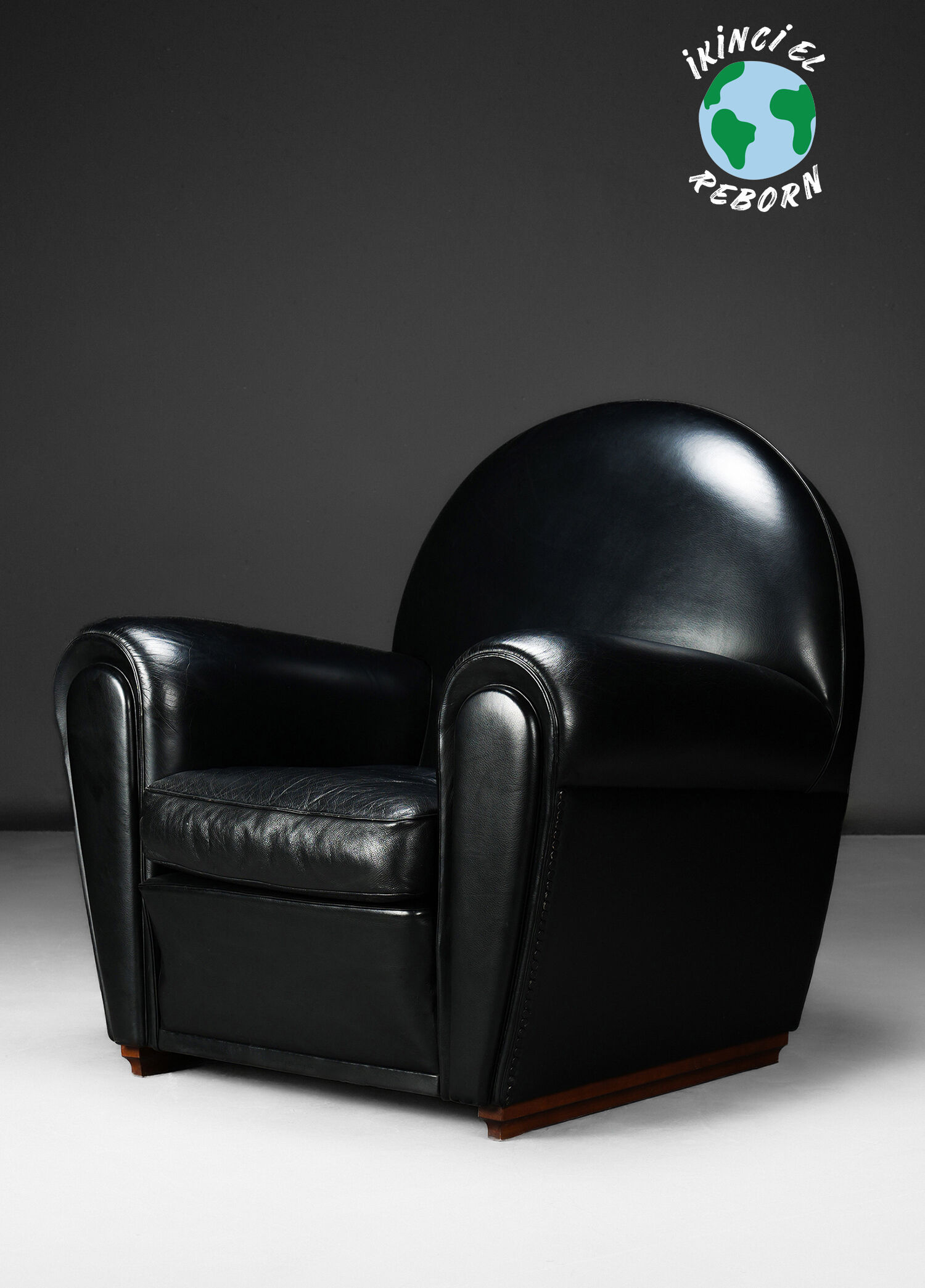 Poltrona Frau Vanity Fair Model 904 Siyah Deri Vintage Koltuk