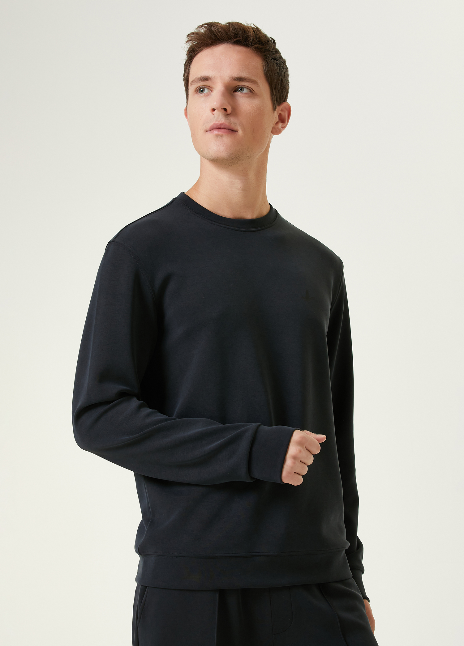 Siyah Logolu Sweatshirt_1