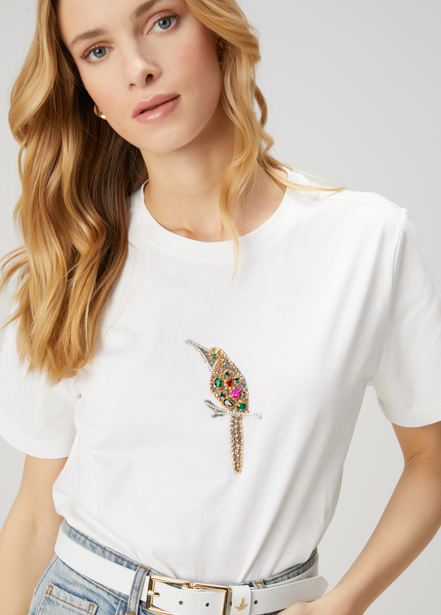 Kırık Beyaz Kuş İşlemeli T-shirt_1
