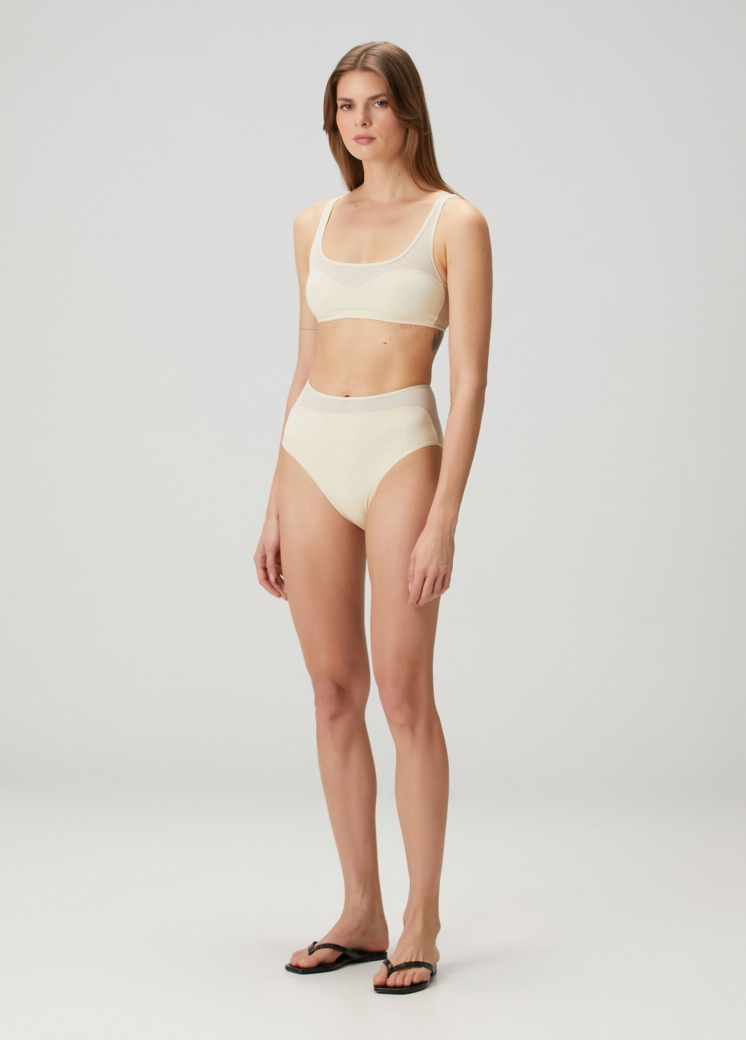 Kırık Beyaz Bikini Altı