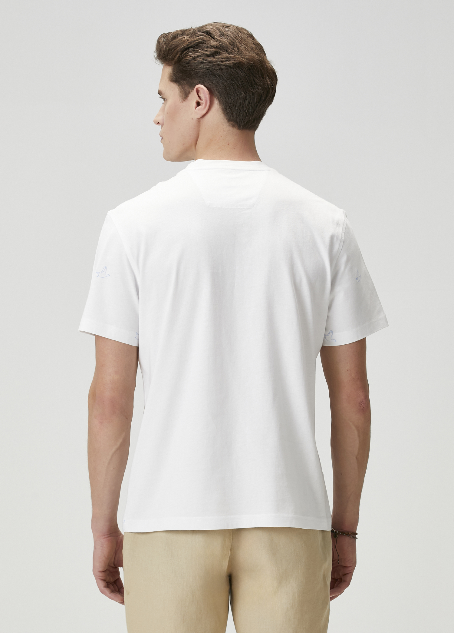 Beyaz Kaz Nakışlı T-shirt_4