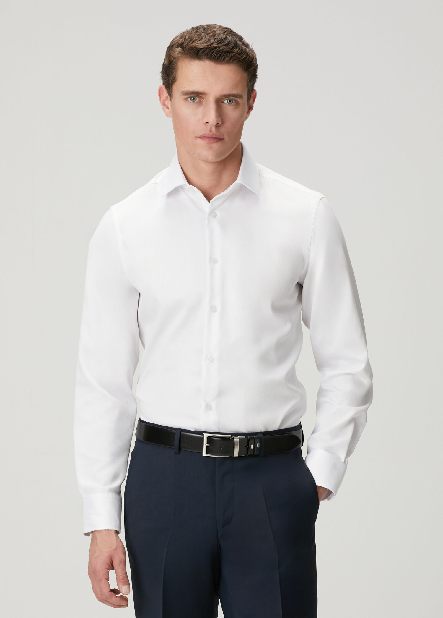 Beyaz Slim Fit Armürlü Non-Iron Gömlek