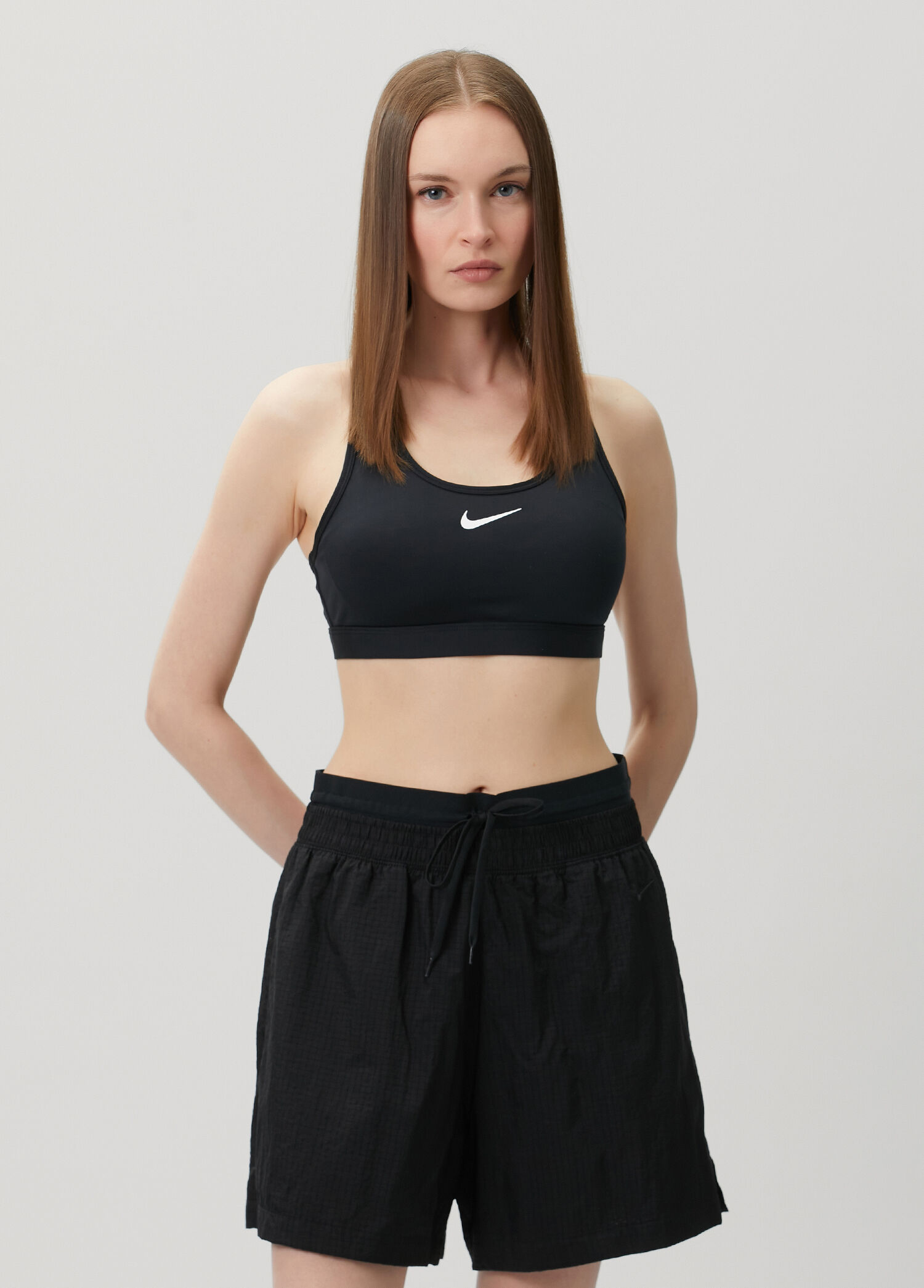 Swoosh Medium Support Siyah Spor Sütyeni