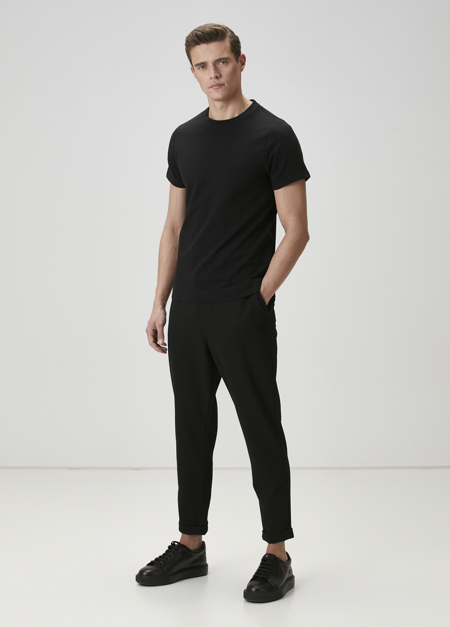 Relaxed Fit Siyah Basic T-shirt_2