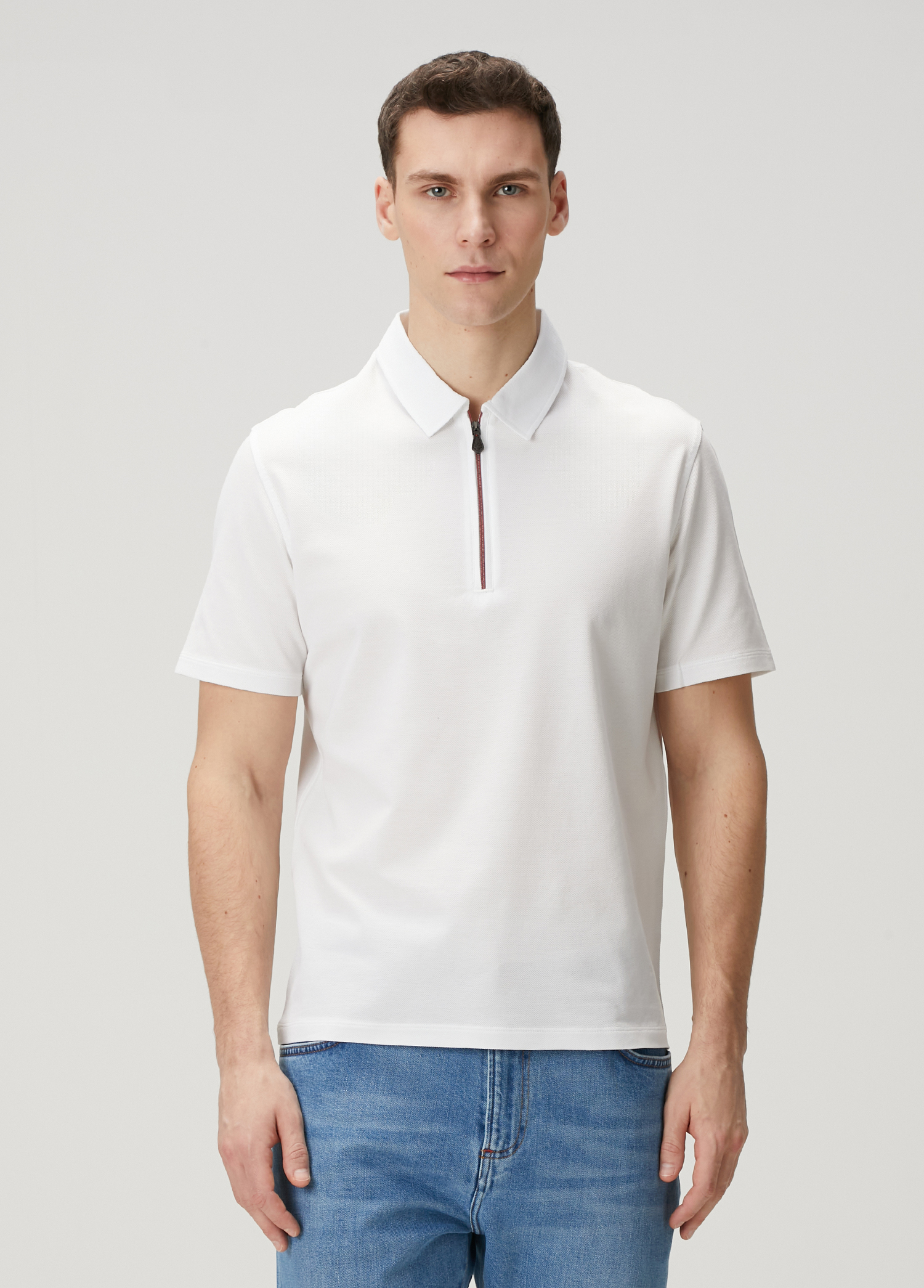 Beyaz Polo Yaka T-shirt