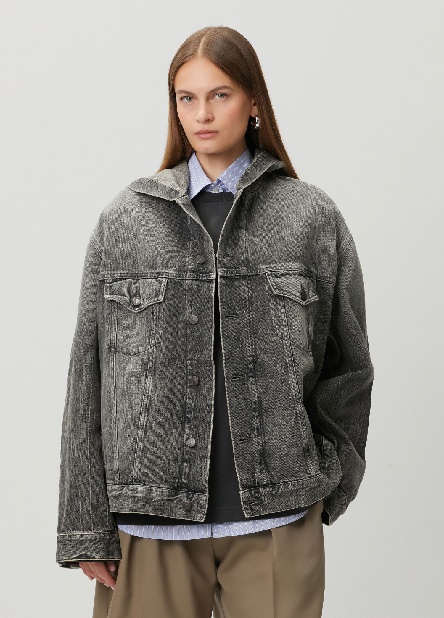 Gri Kapüşonlu Denim Ceket