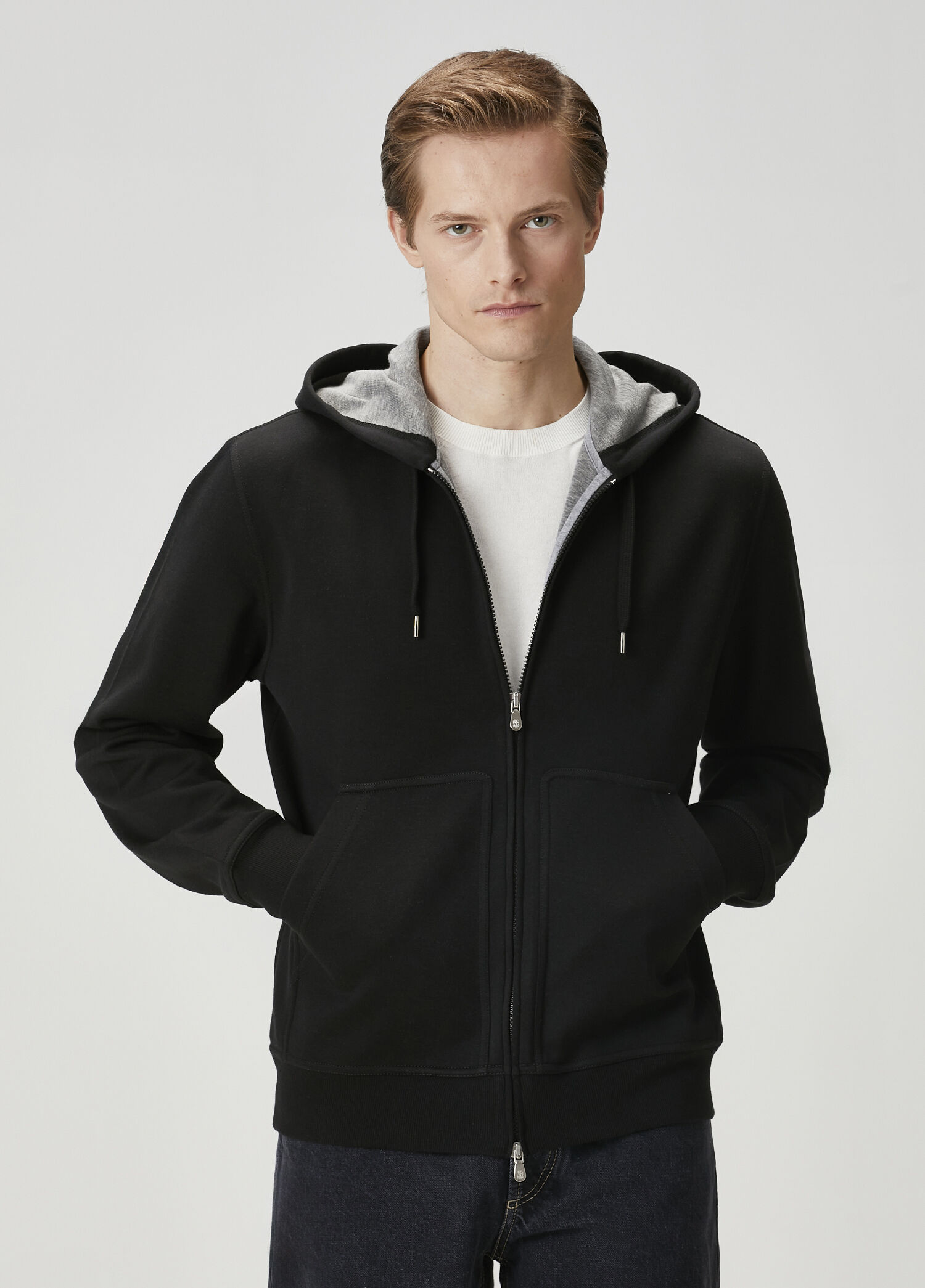 Siyah Kapüşonlu Sweatshirt