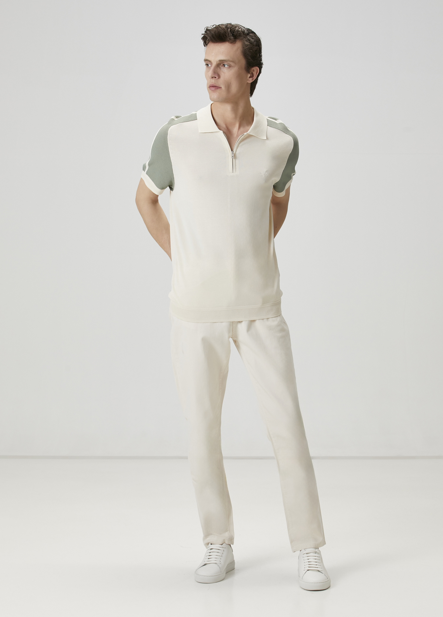 Slim Fit Kırık Beyaz Spor Pantolon