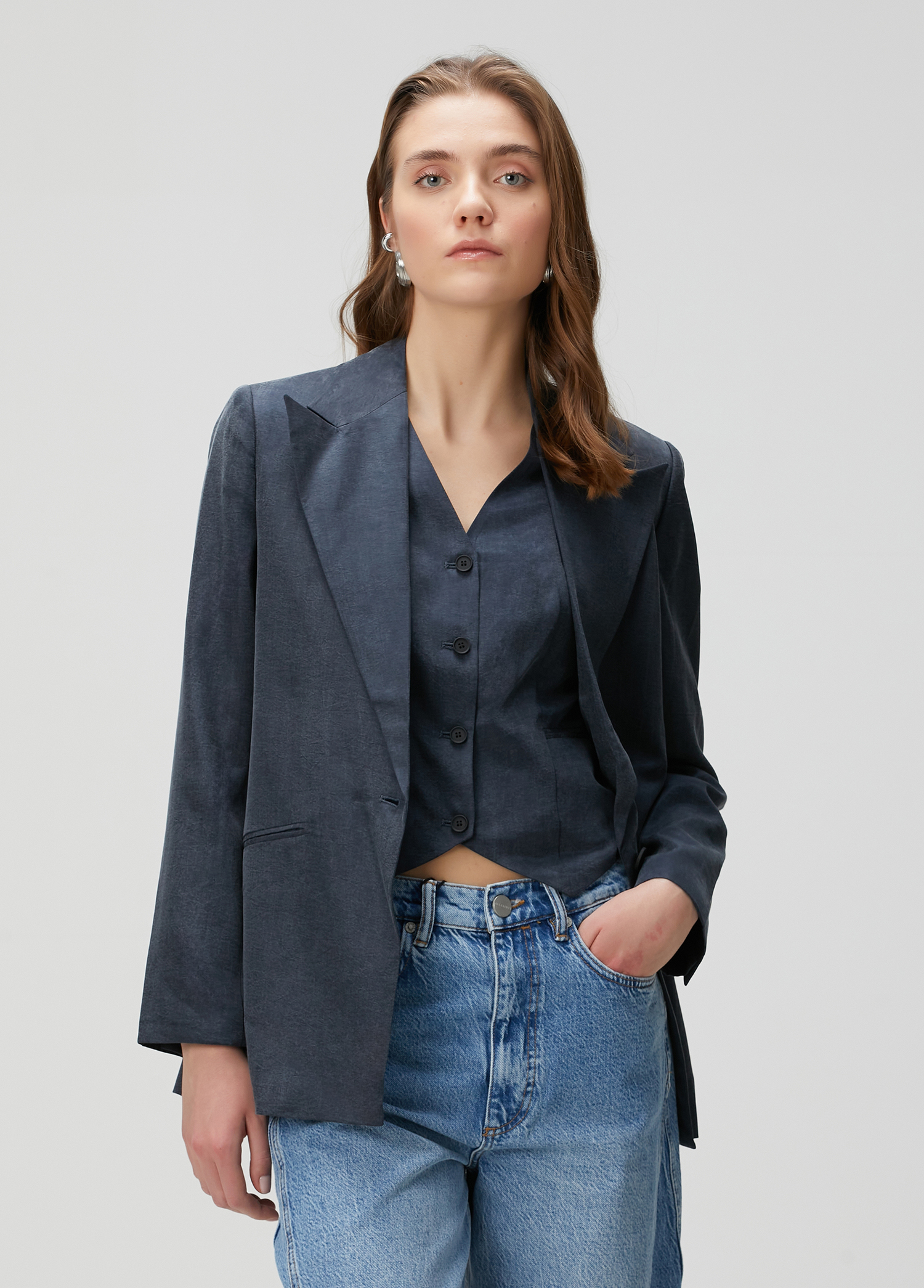 Averie Koyu Mavi Blazer