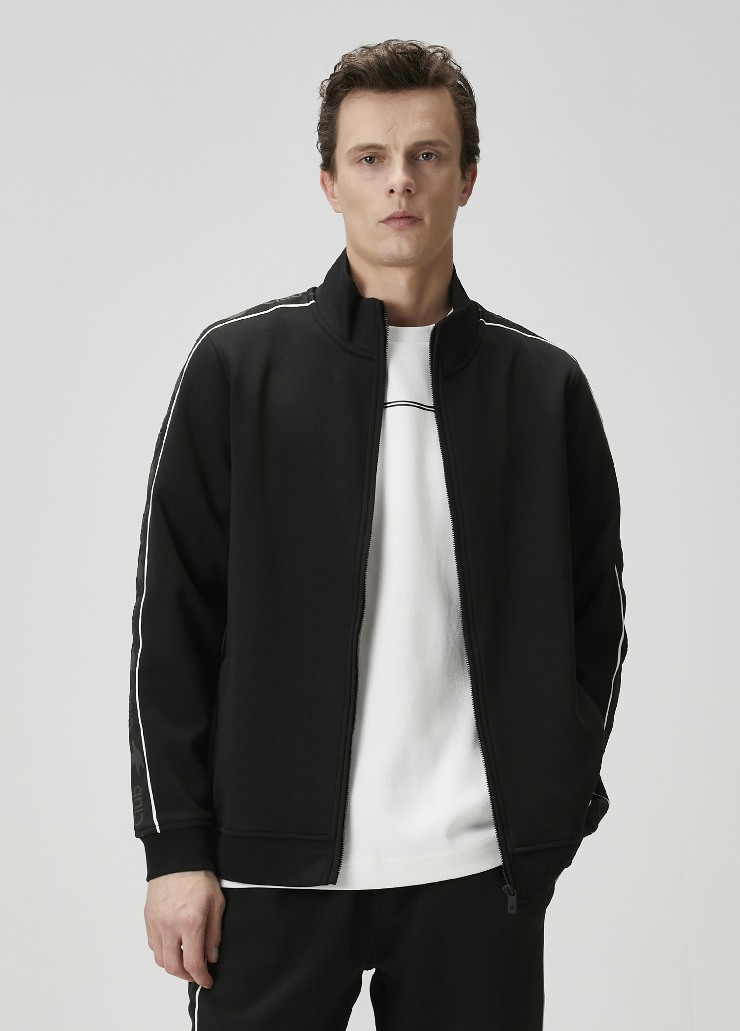 Siyah Şerit Logo Detaylı Sweatshirt_2