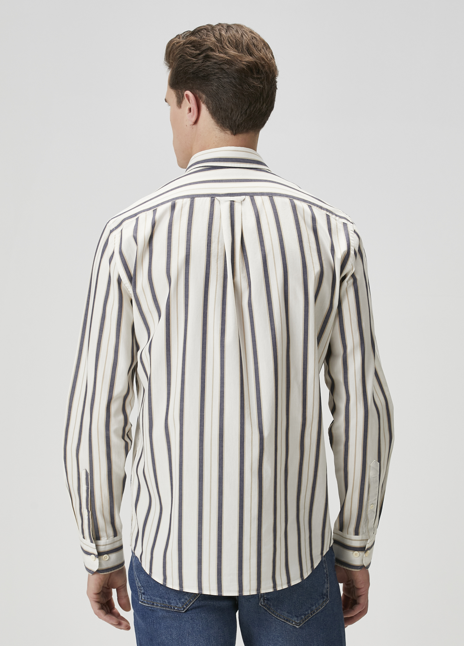Slim Fit Beyaz Çizgili Gömlek_4