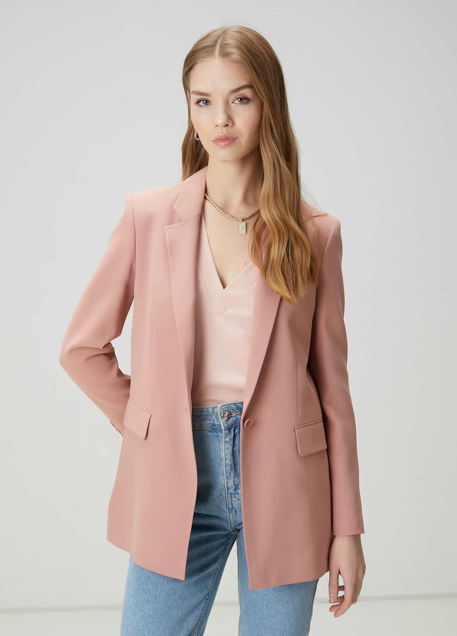 Gül Kurusu Krep Blazer