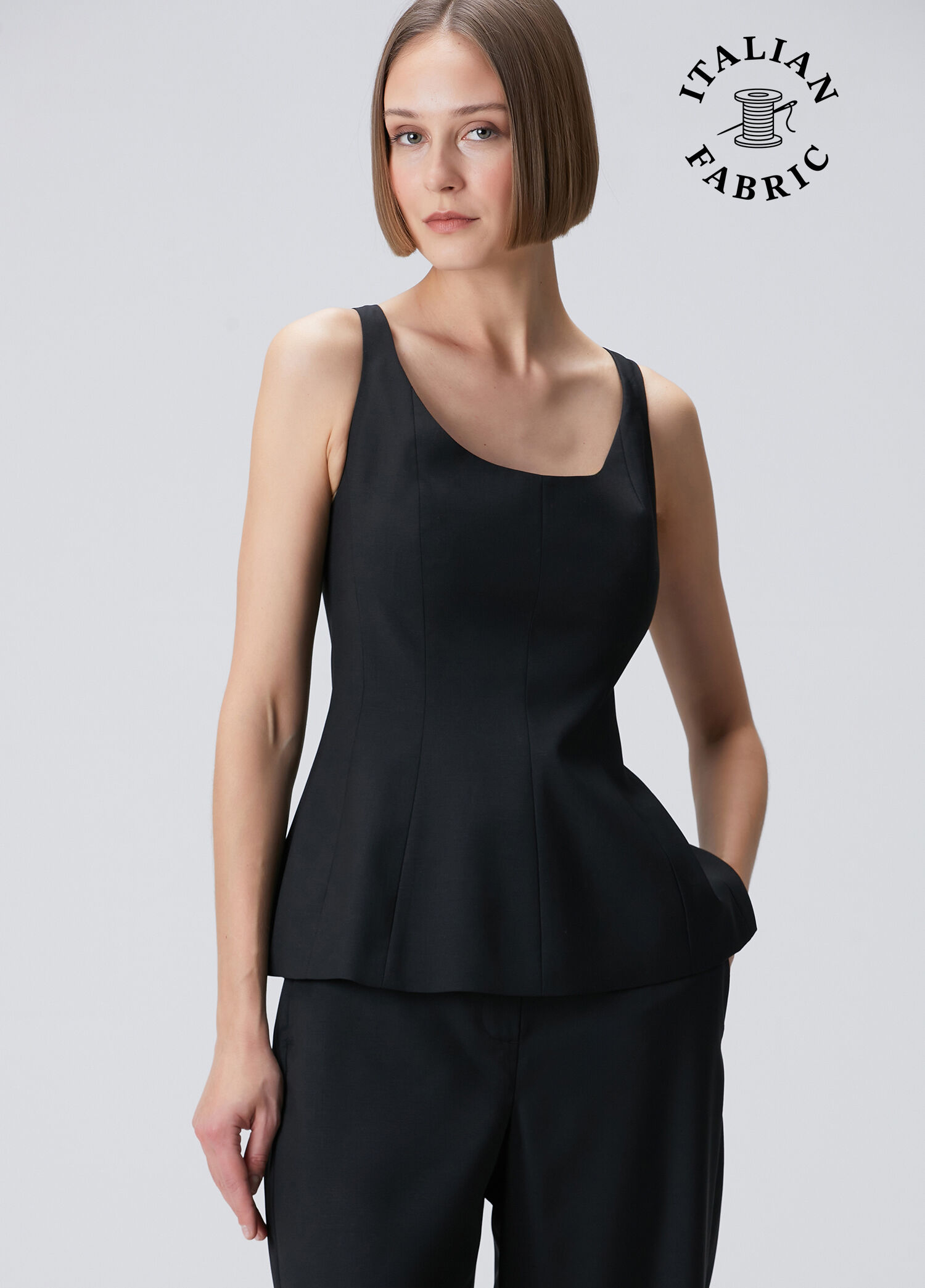 Siyah Peplum Detaylı Yün Bluz