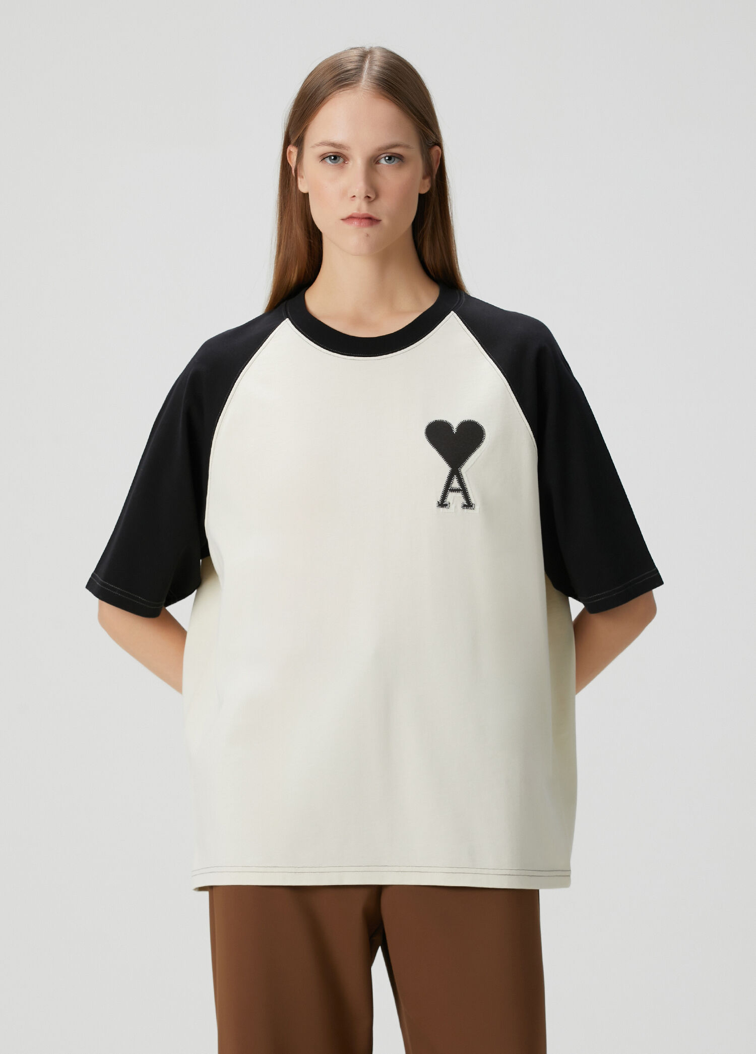 Ami Paris - Siyah Beyaz Logolu T-shirt - Siyah-Beyaz