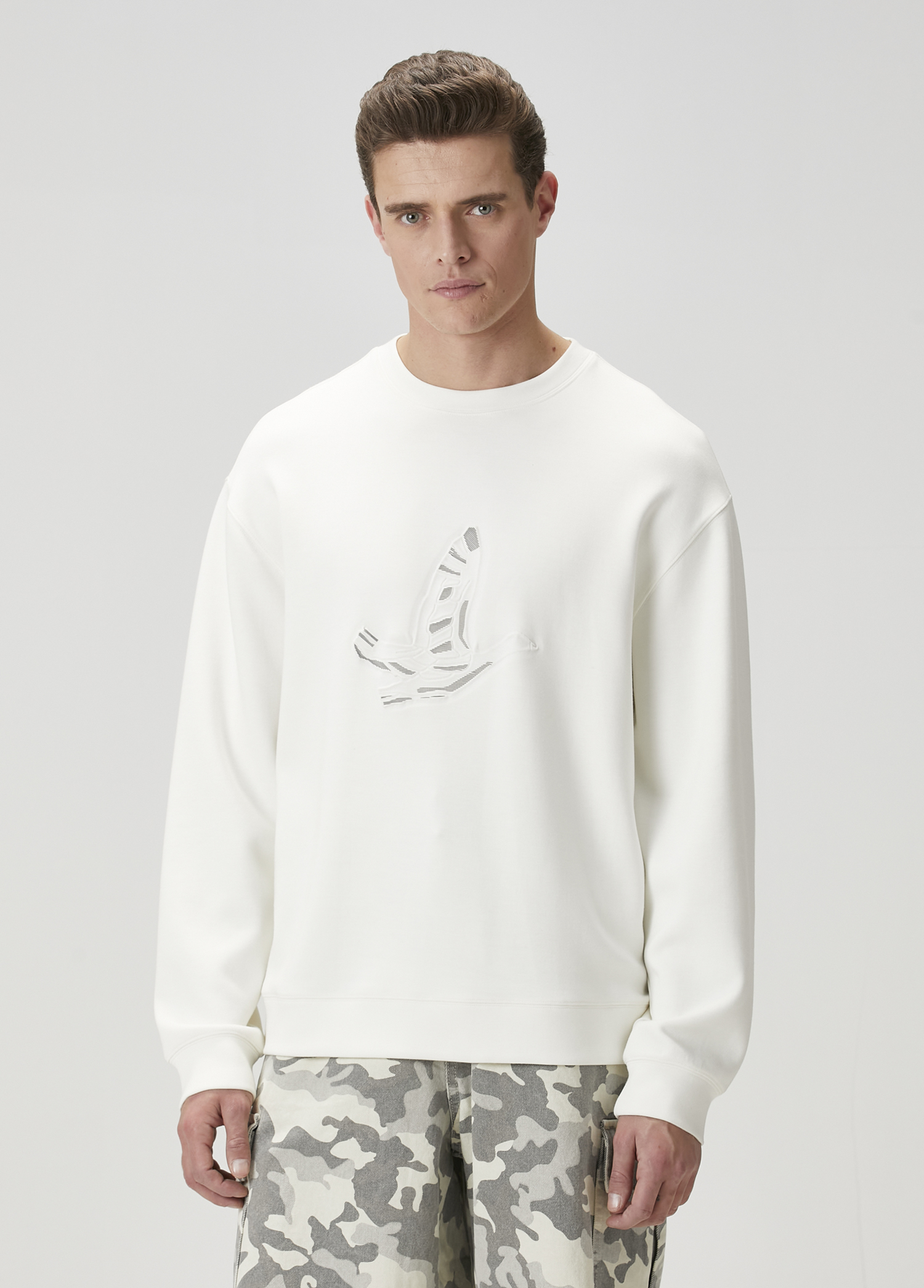 Kırık Beyaz Sweatshirt