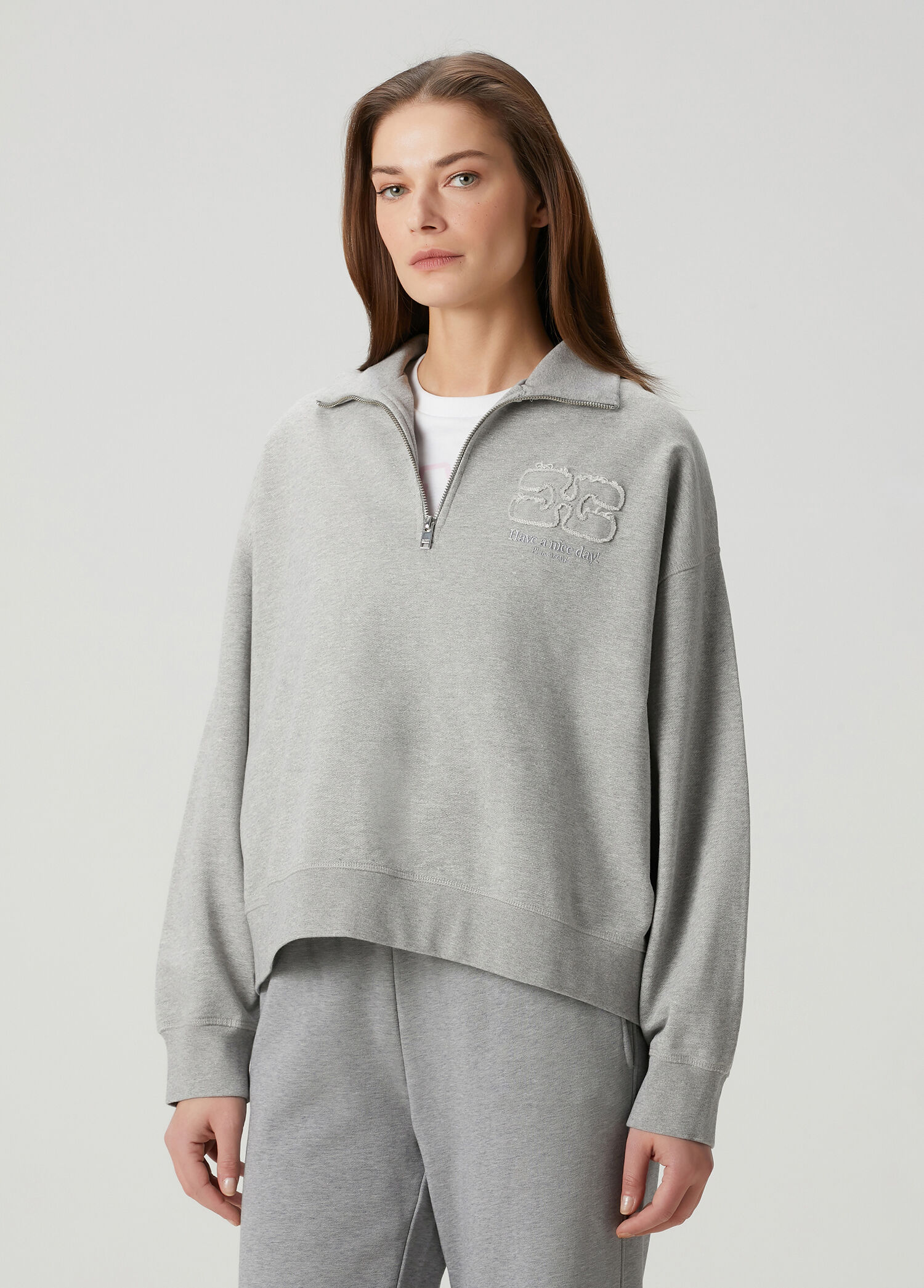 Gri Fermuarlı Sweatshirt