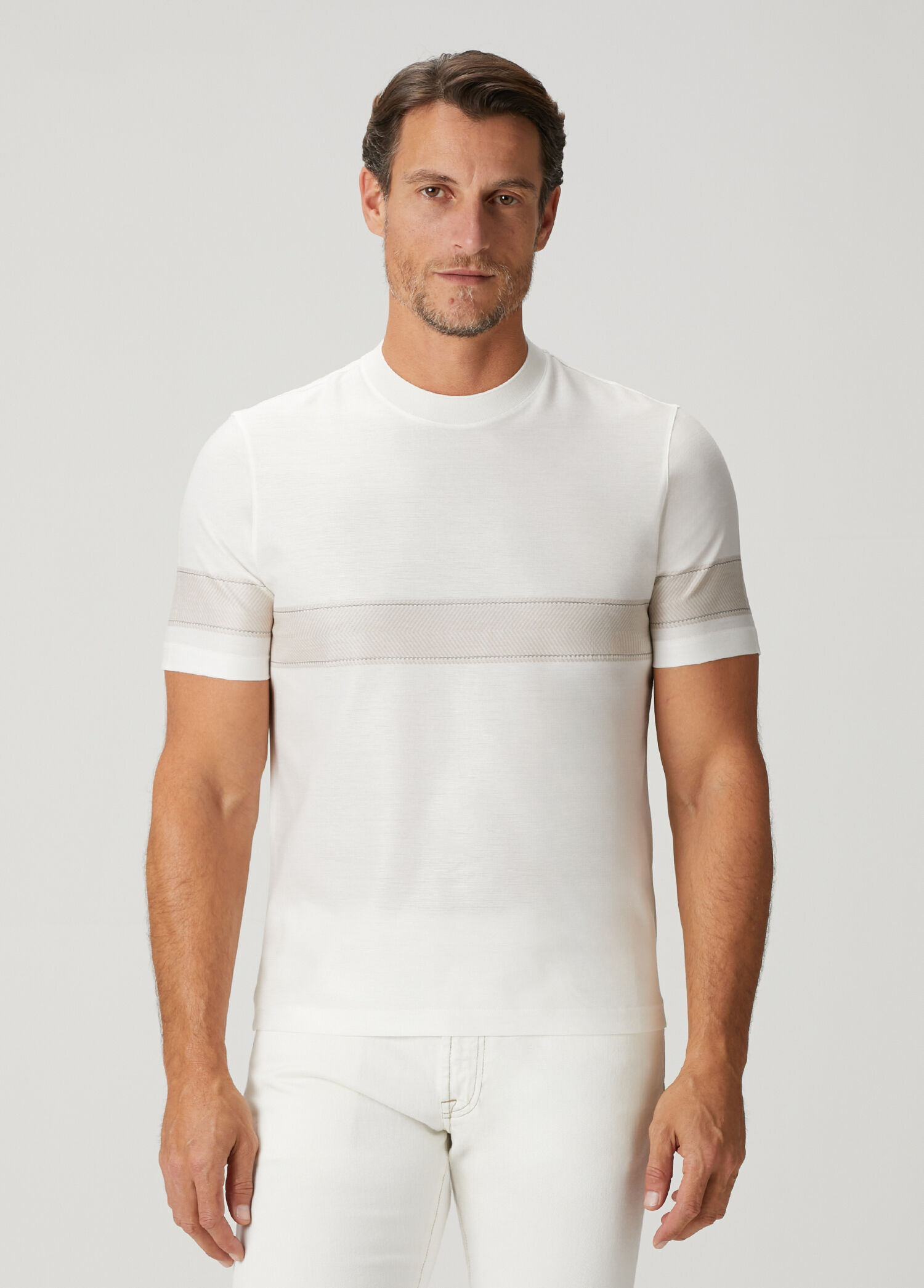 Beyaz Şerit Baskılı T-shirt