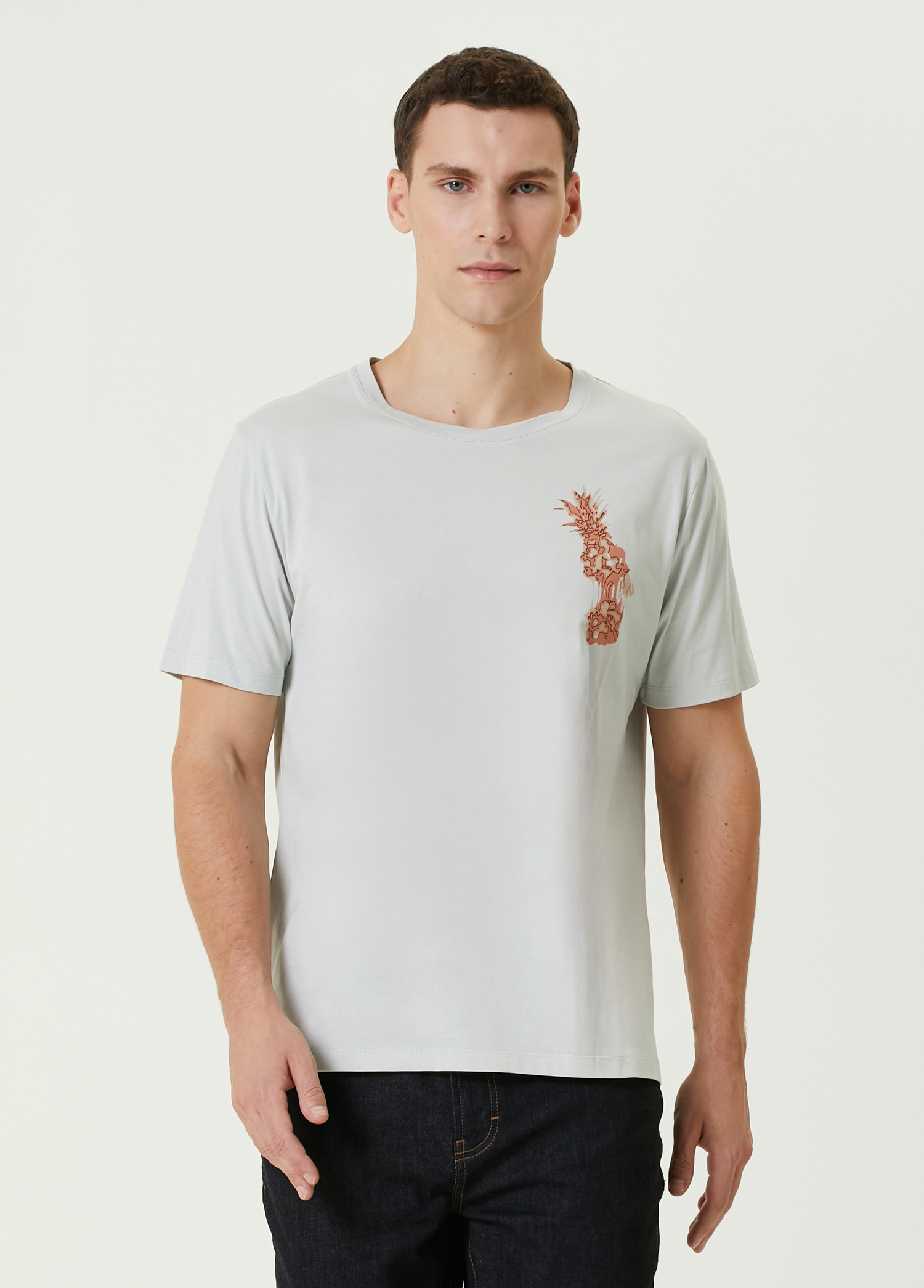 Açık Yeşil Figür Baskılı T-shirt