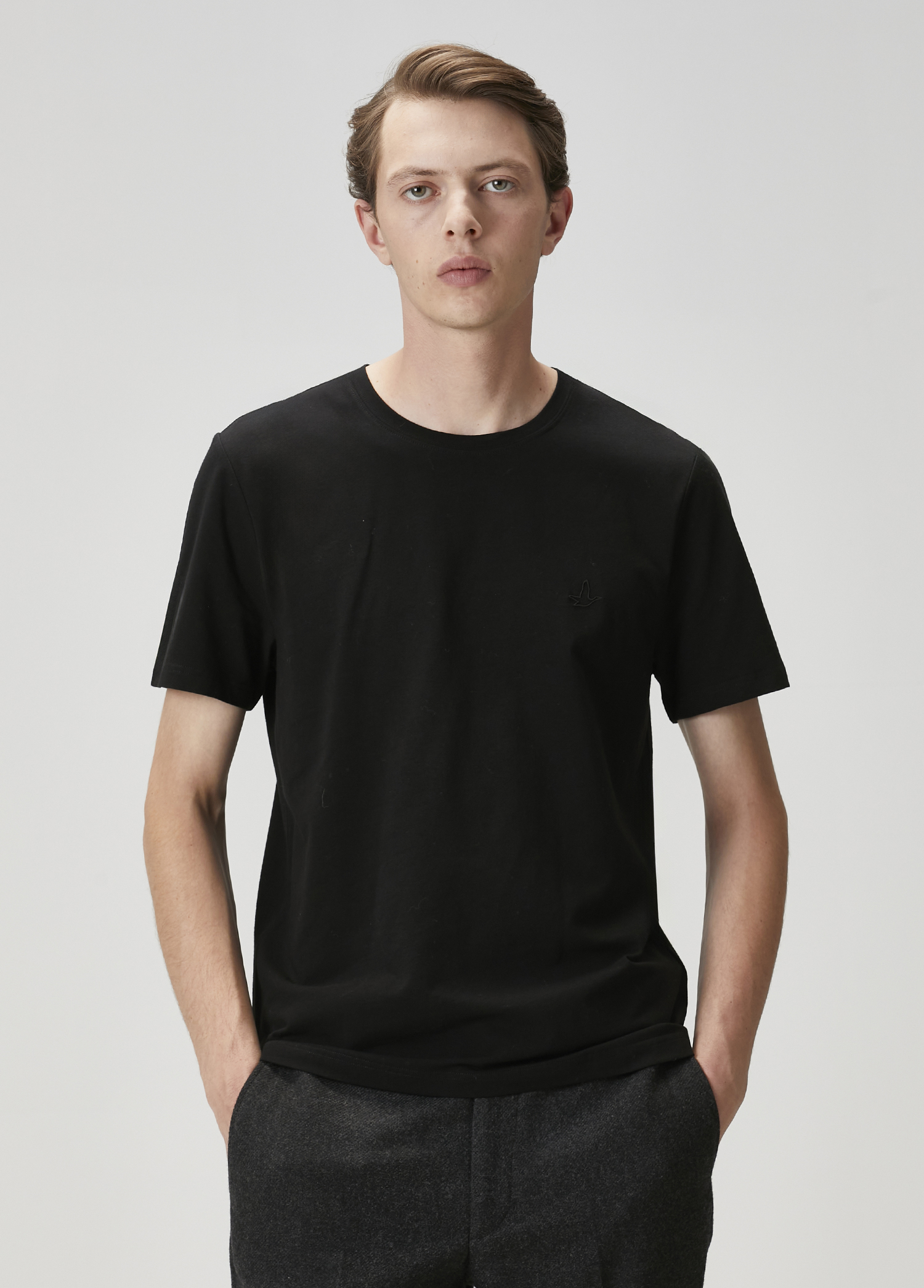 Siyah Logo Baskılı T-shirt