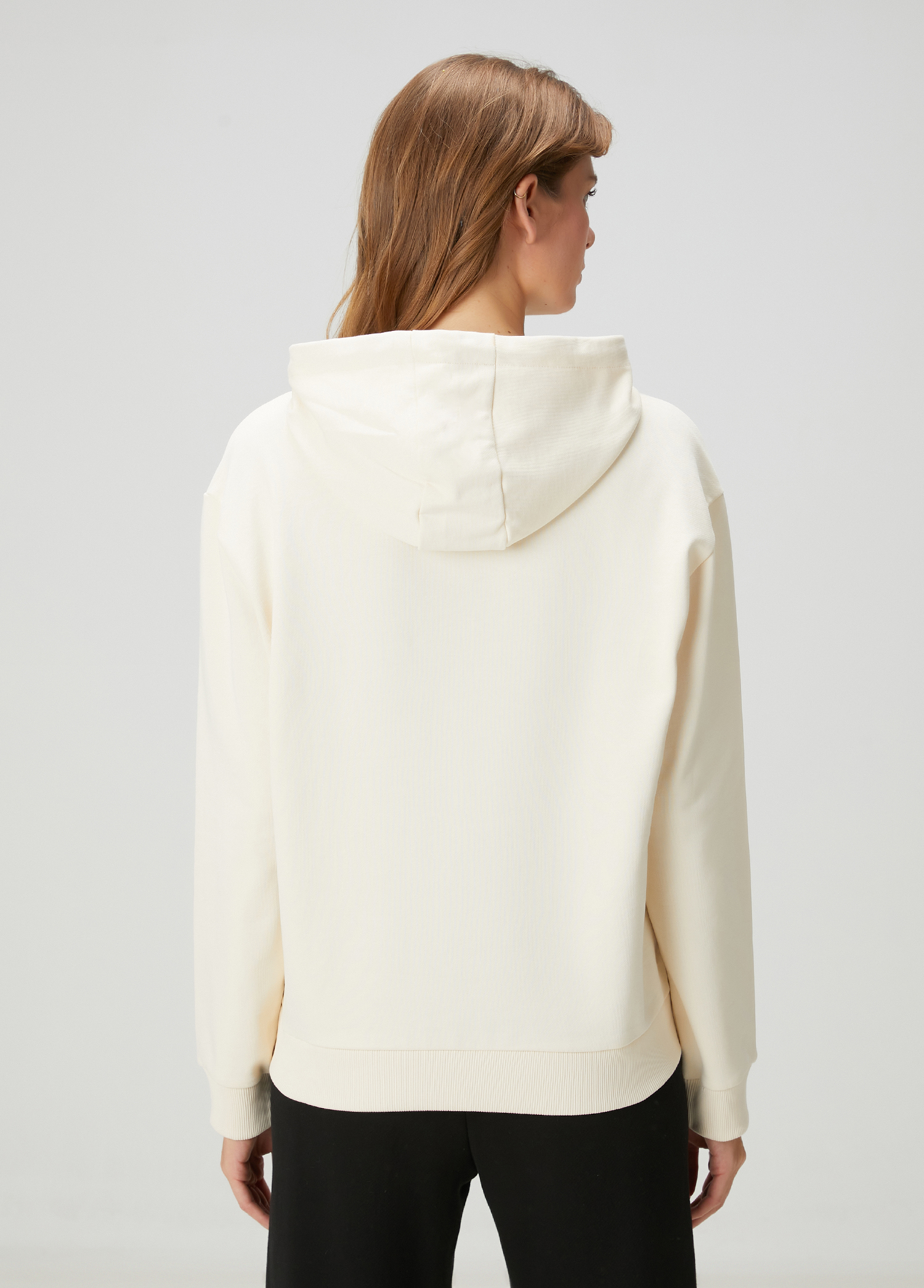Ekru Kapüşonlu Karalama Kuş Nakış Sweatshirt_4