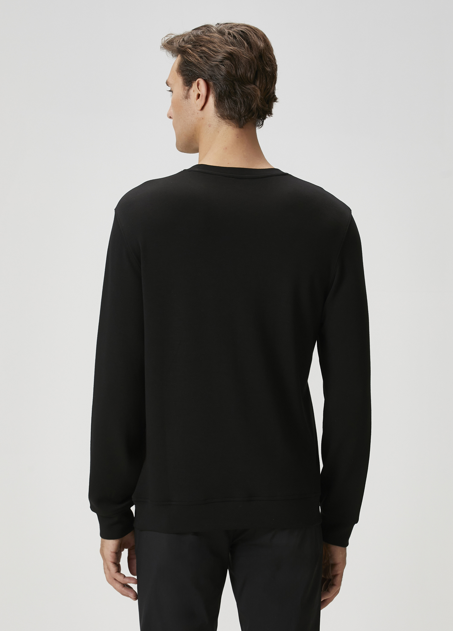 Siyah Kaz Logolu Sweatshirt_4
