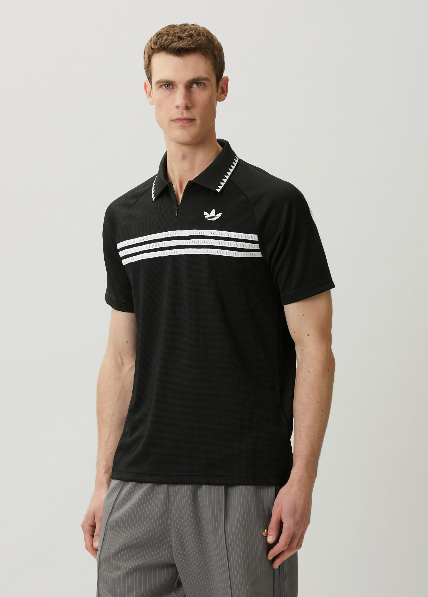 Adidas Siyah Erkek Slim Fit Chest Stripes Siyah Polo Yaka T-shirt