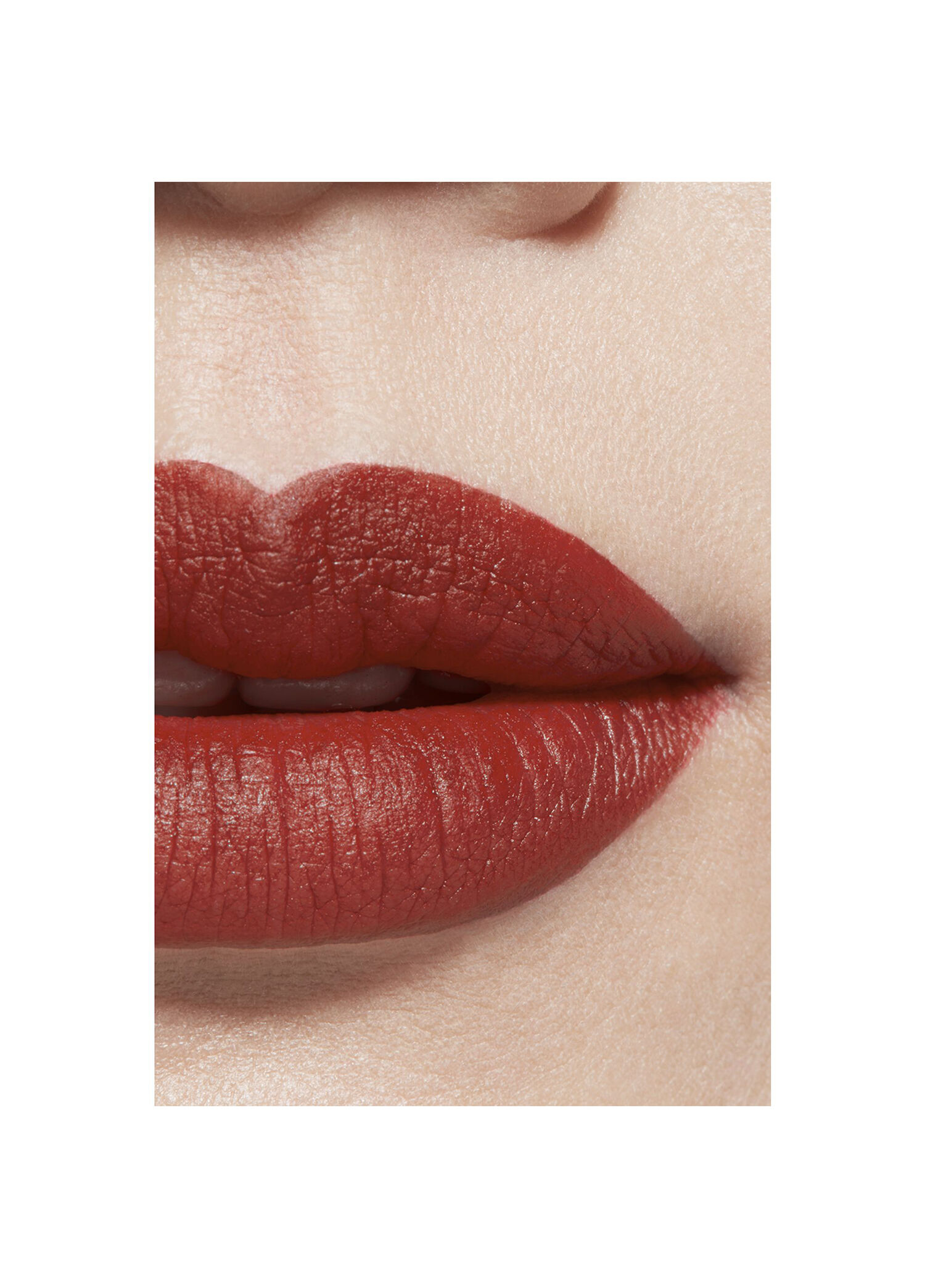 CHANEL - Rouge Allure Velvet Işıltılı Mat Ruj 377Audacieuse