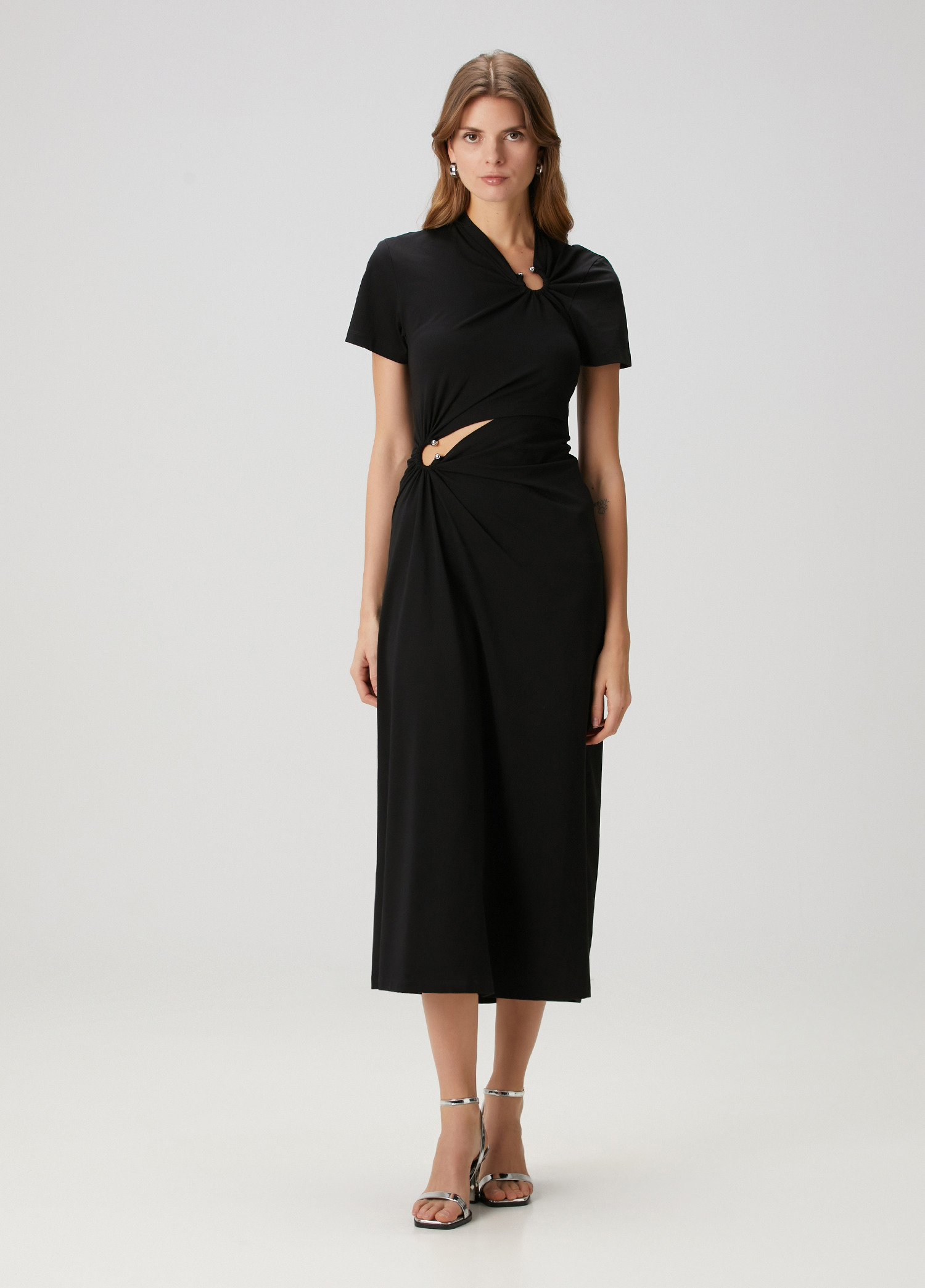 Siyah Cut-Out Midi Elbise