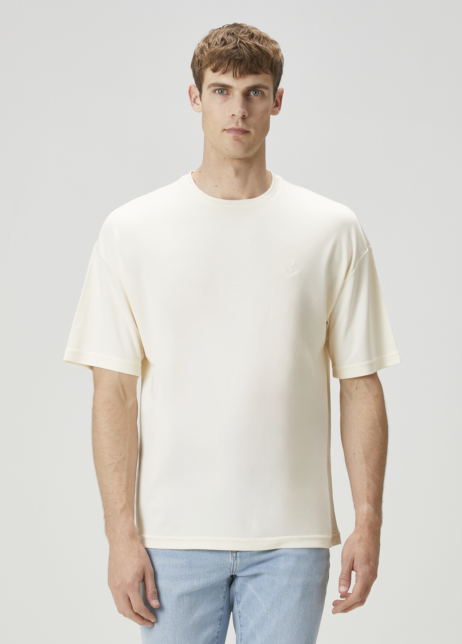 Ekru Oversized T-shirt