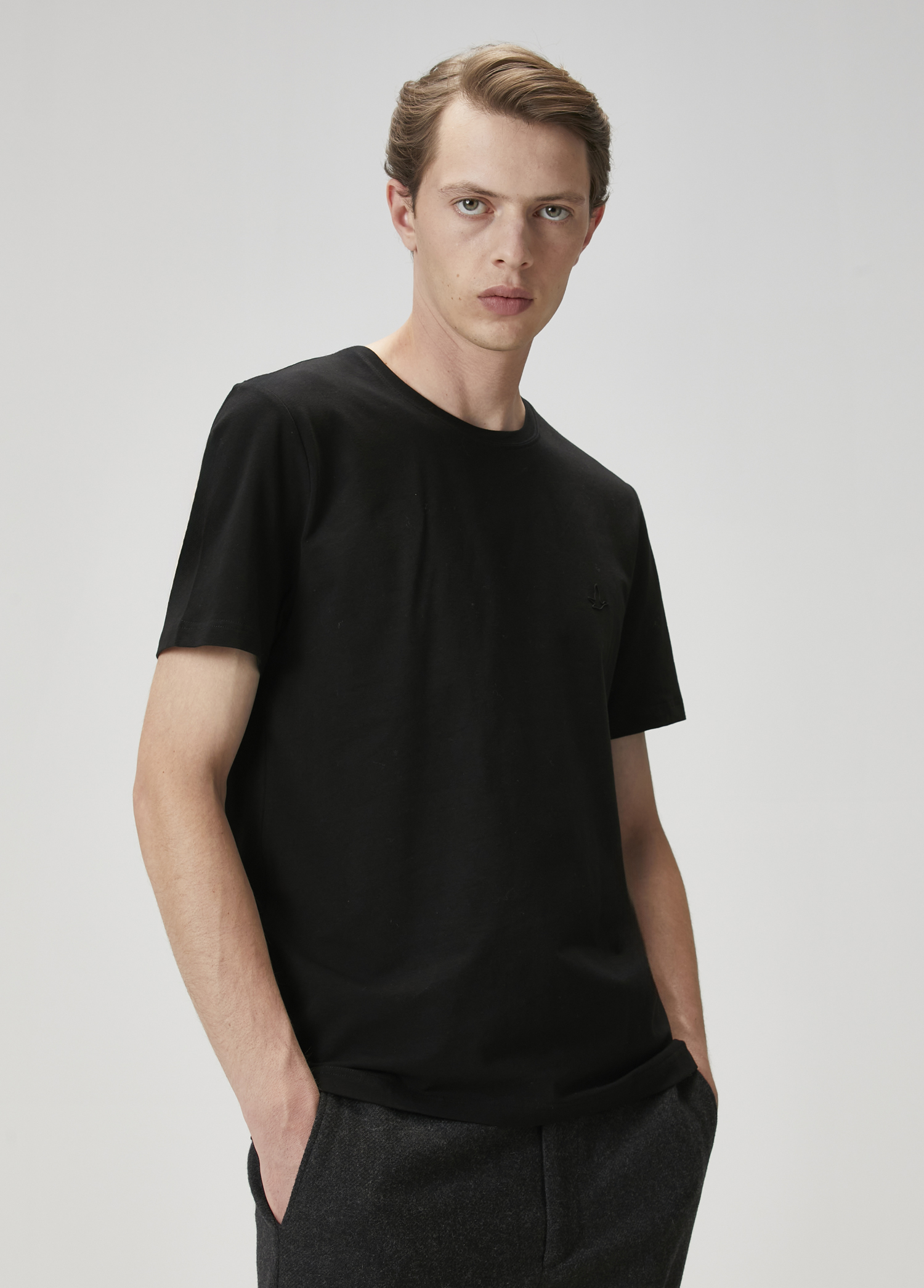Siyah Logo Baskılı T-shirt_2