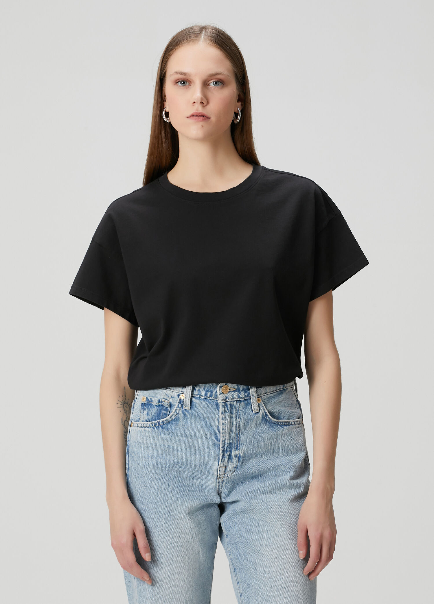 Kelly Boxy Fit Siyah T-shirt