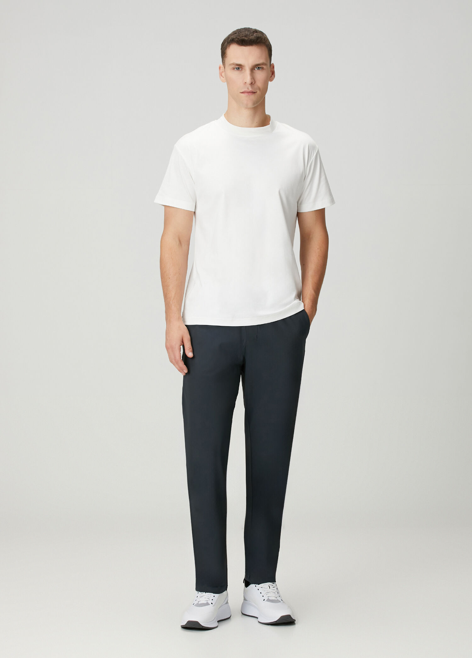 ABC Warpstreme Slim Fit Pull-On Siyah Pantolon
