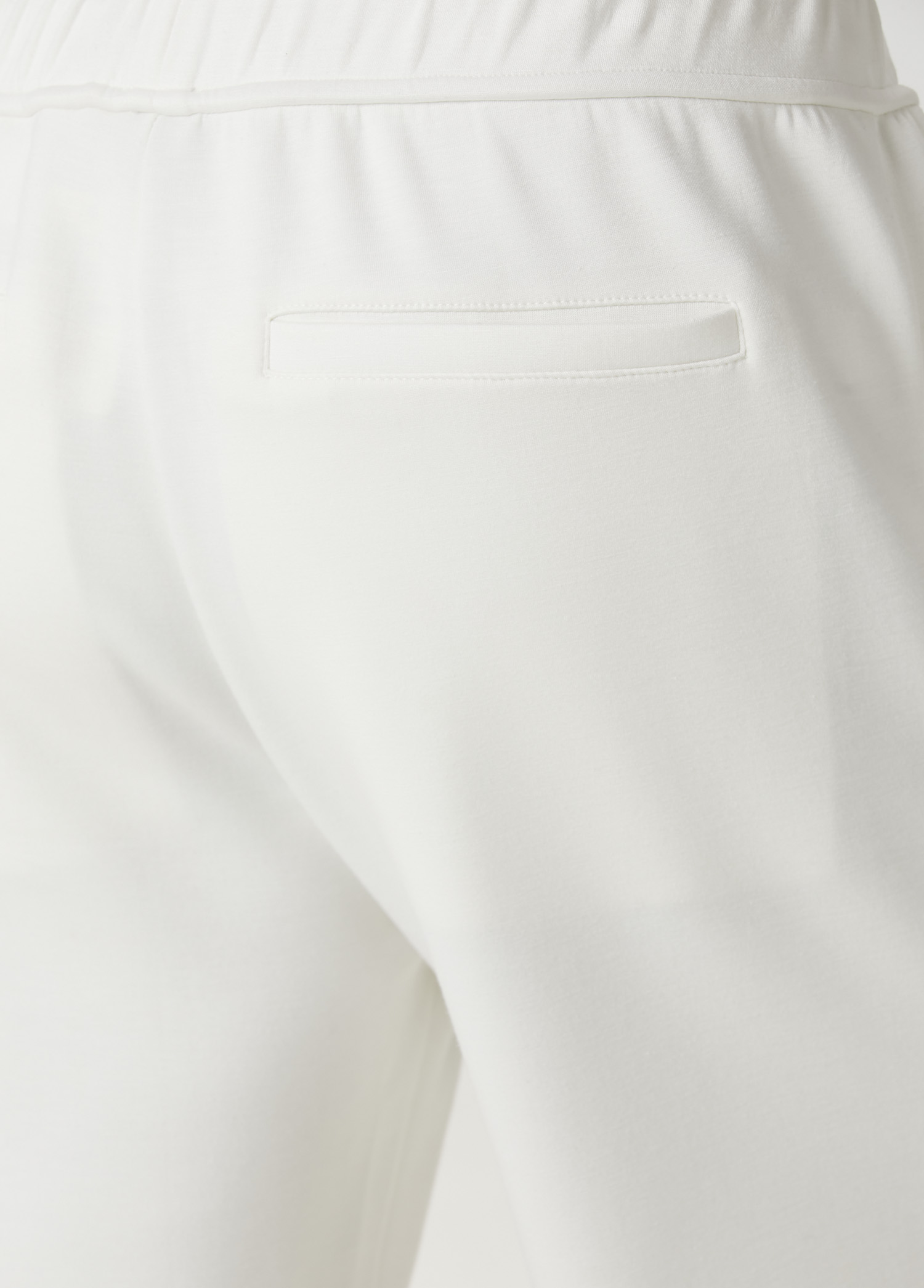 Kırık Beyaz Beli Kordonlu Jersey Şort_4