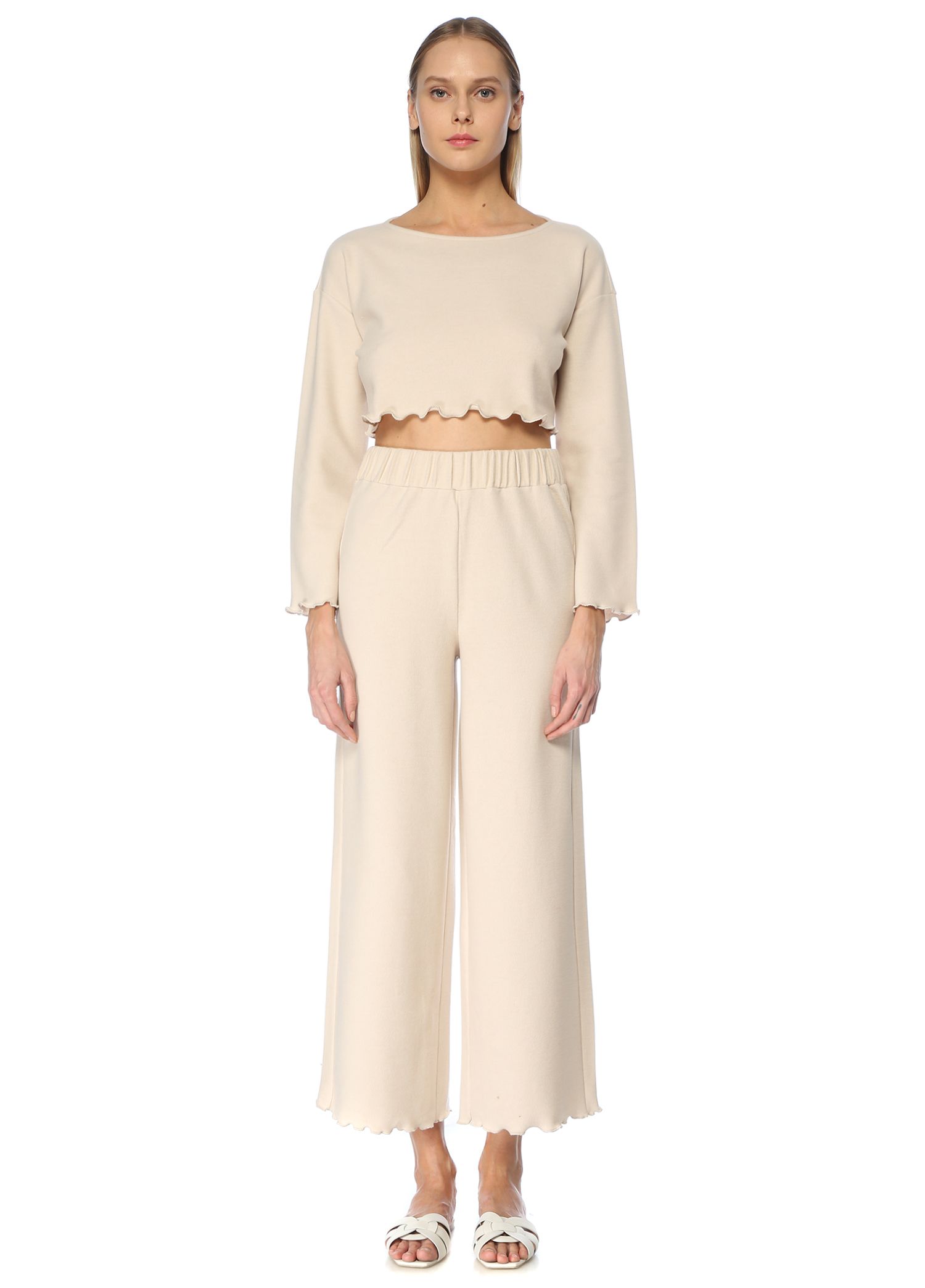 Beymen Bej Crop Üstlü Pijama Takımı. 1 Beymen Bej Crop Üstlü Pijama Takımı. 1