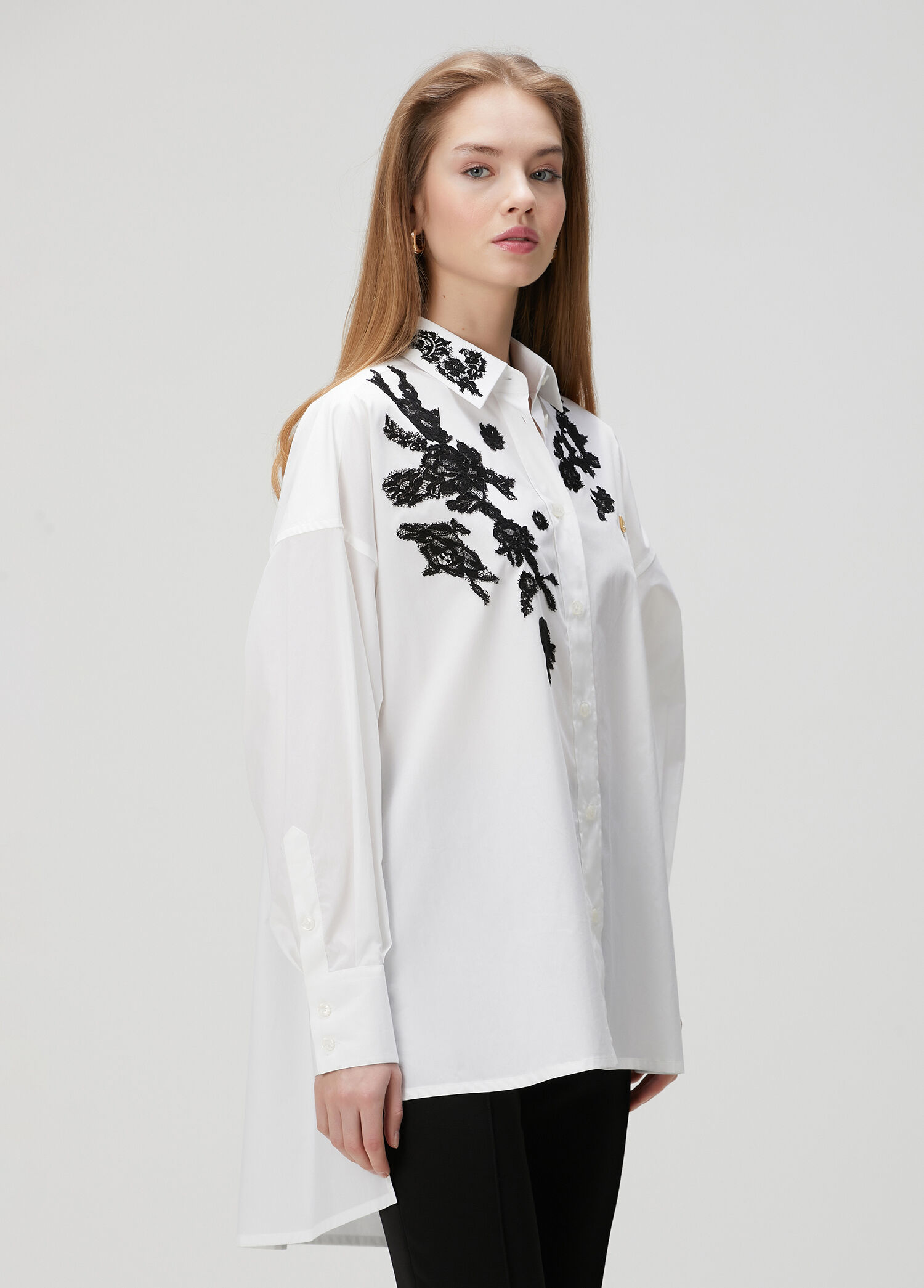 Oversize Beyaz Dantelli Poplin Gömlek