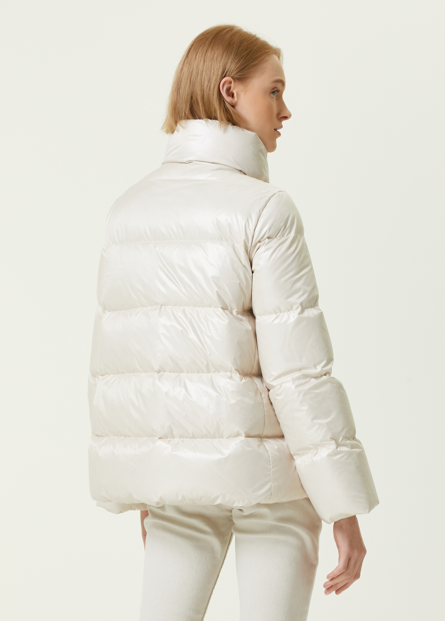 Beymen Krem Dik Yaka Puff Mont. 5 Beymen Krem Dik Yaka Puff Mont. 5