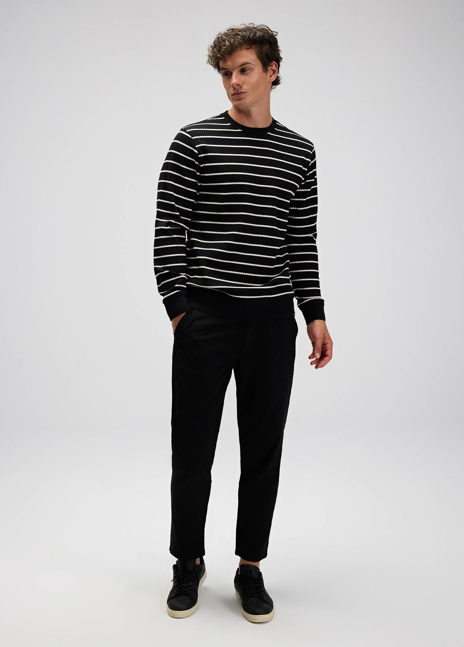 Siyah Çizgili Uzun Kollu Erkek Sweatshirt EM592-BK