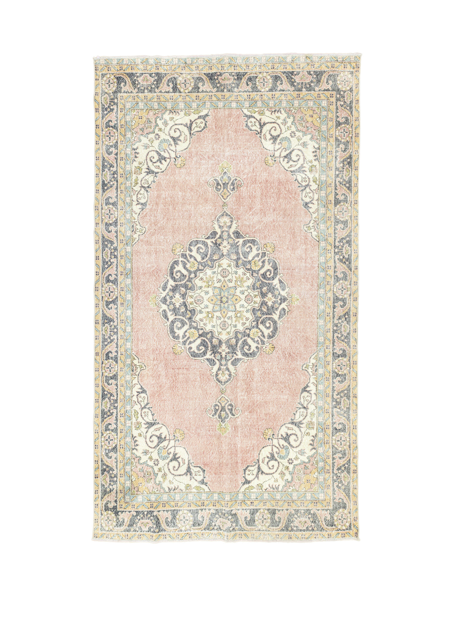 Selik Madalyon Desenli Pembe Halı 195 x 325 cm