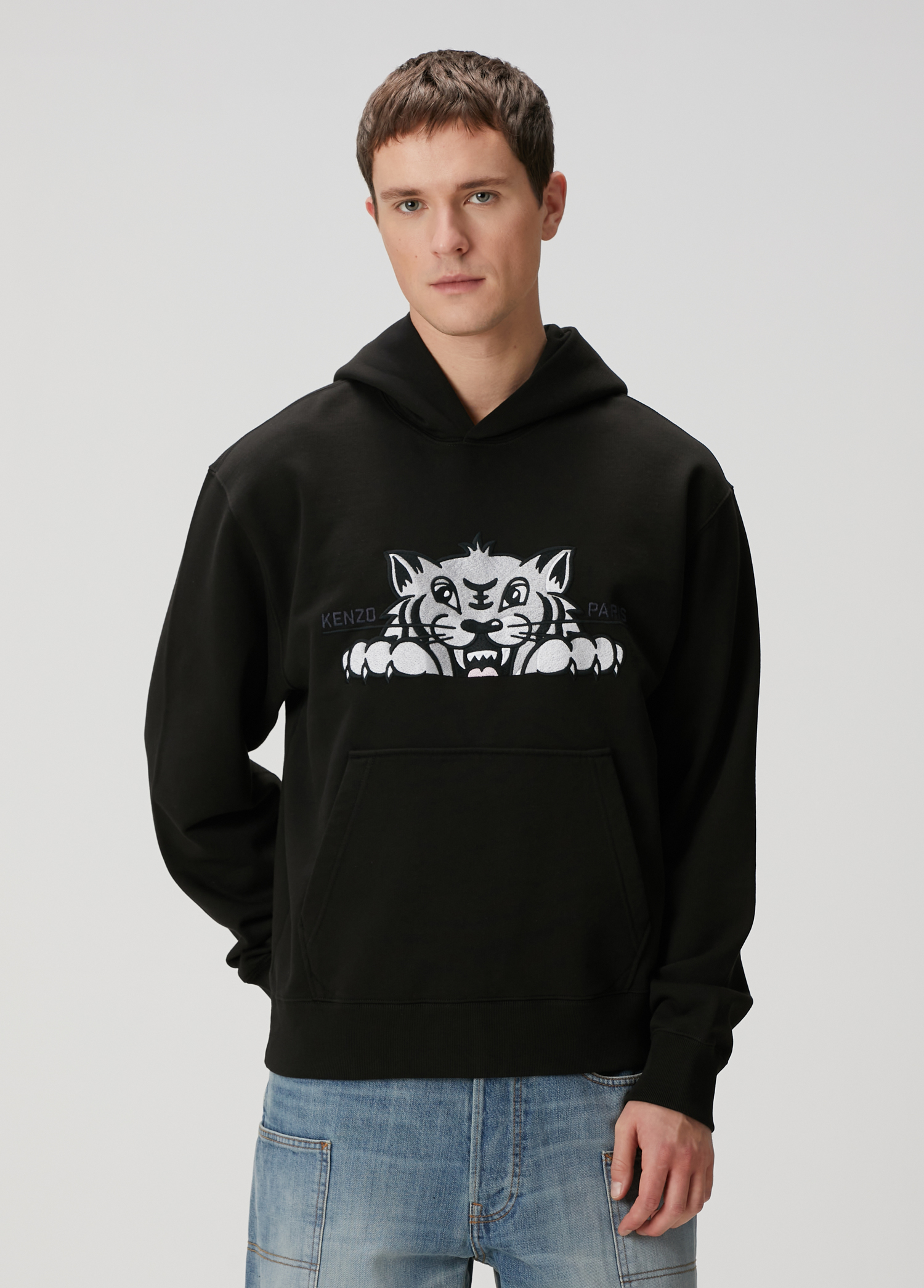 Siyah Kapüşonlu Sweatshirt