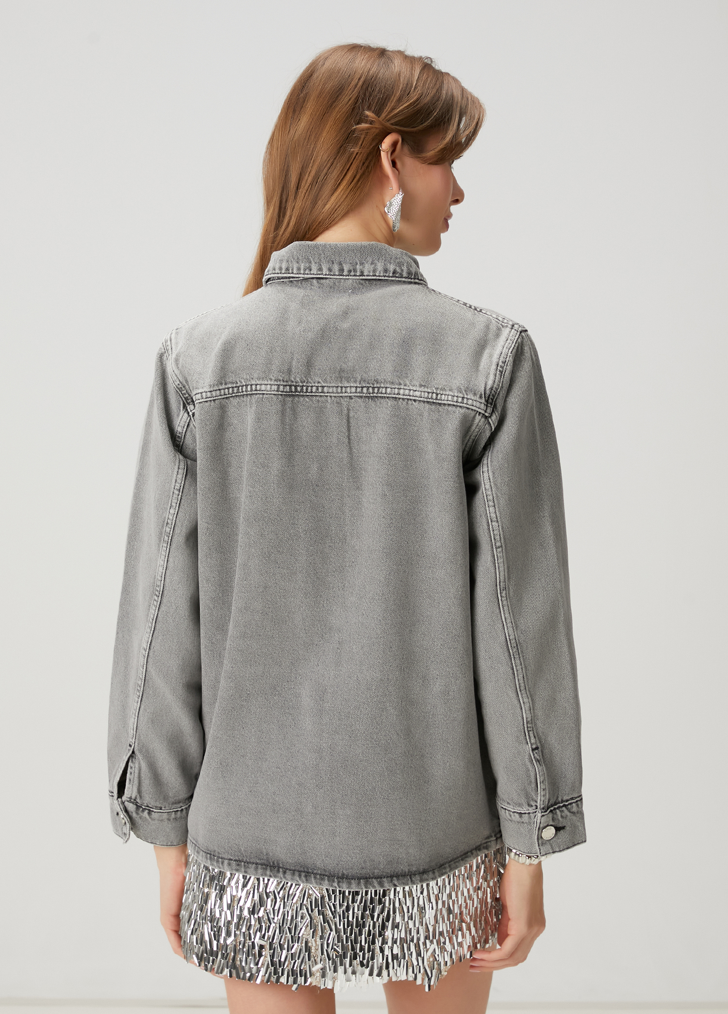 Gri İşlemeli Logolu Denim Ceket_5