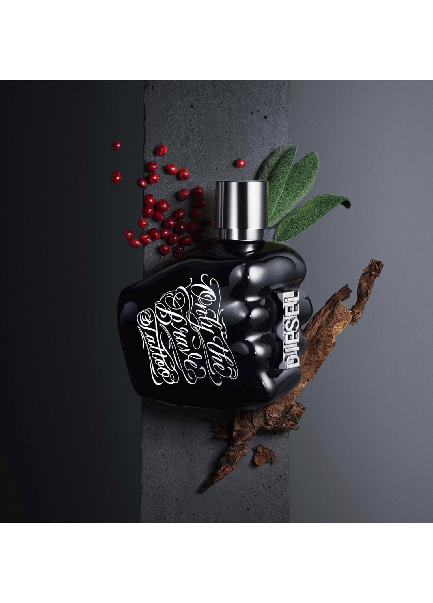 Diesel - Only The Brave Tattoo EDT 125 ml Erkek Parfüm - Şeffaf