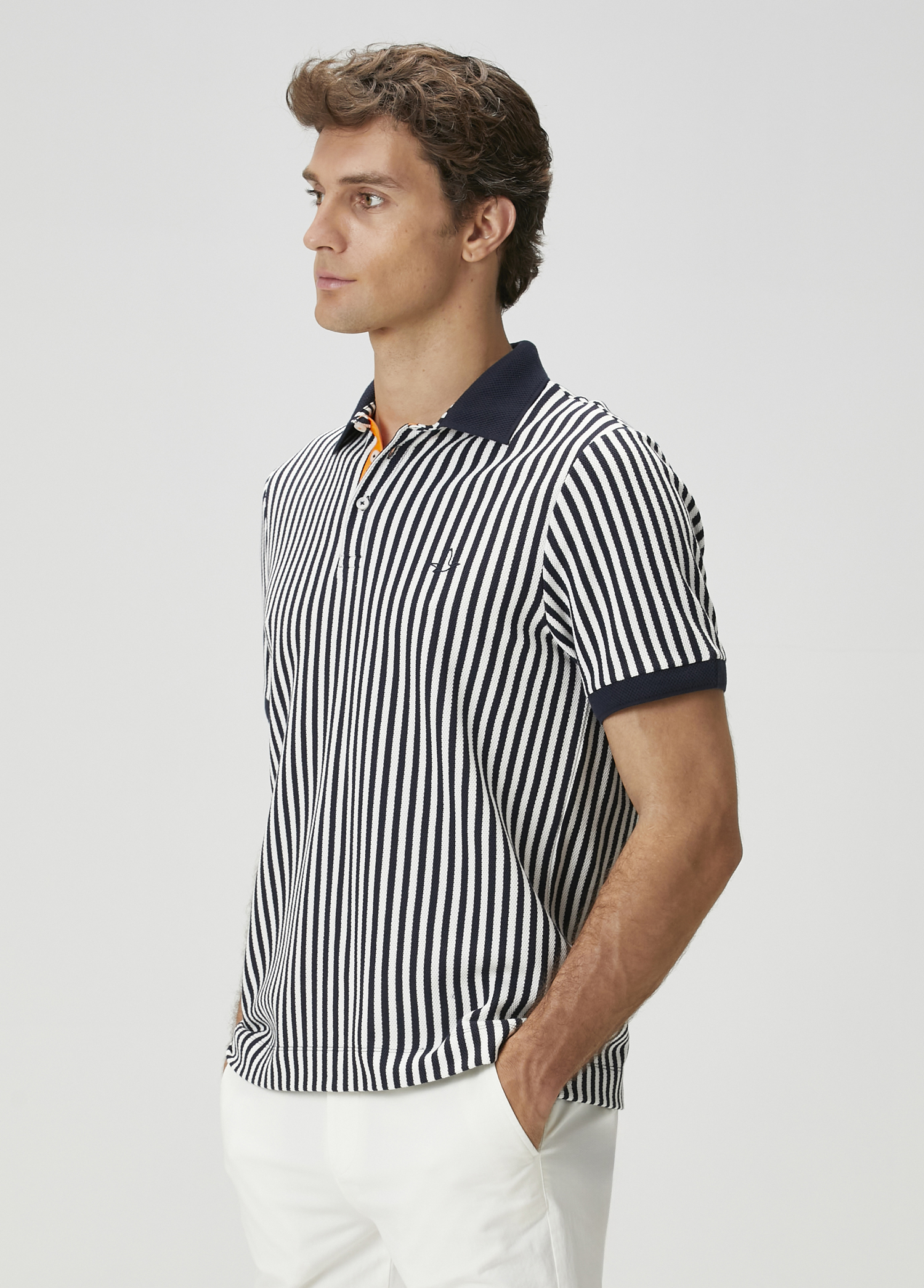 Lacivert Polo Yaka Çizgi Desenli T-shirt_3
